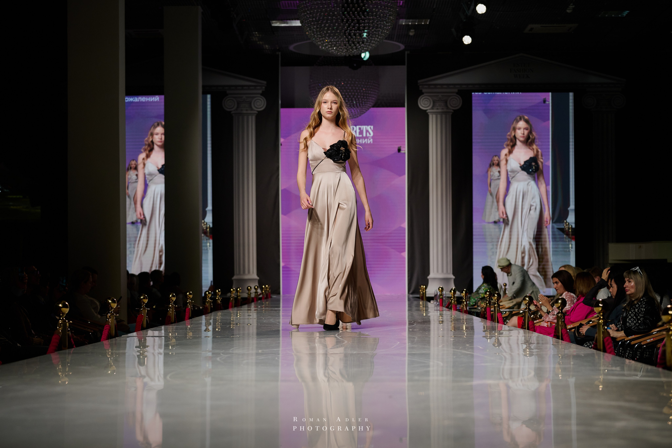 ESTET FASHION WEEK ВЕСНА — 2025. Фотограф Роман Адлер