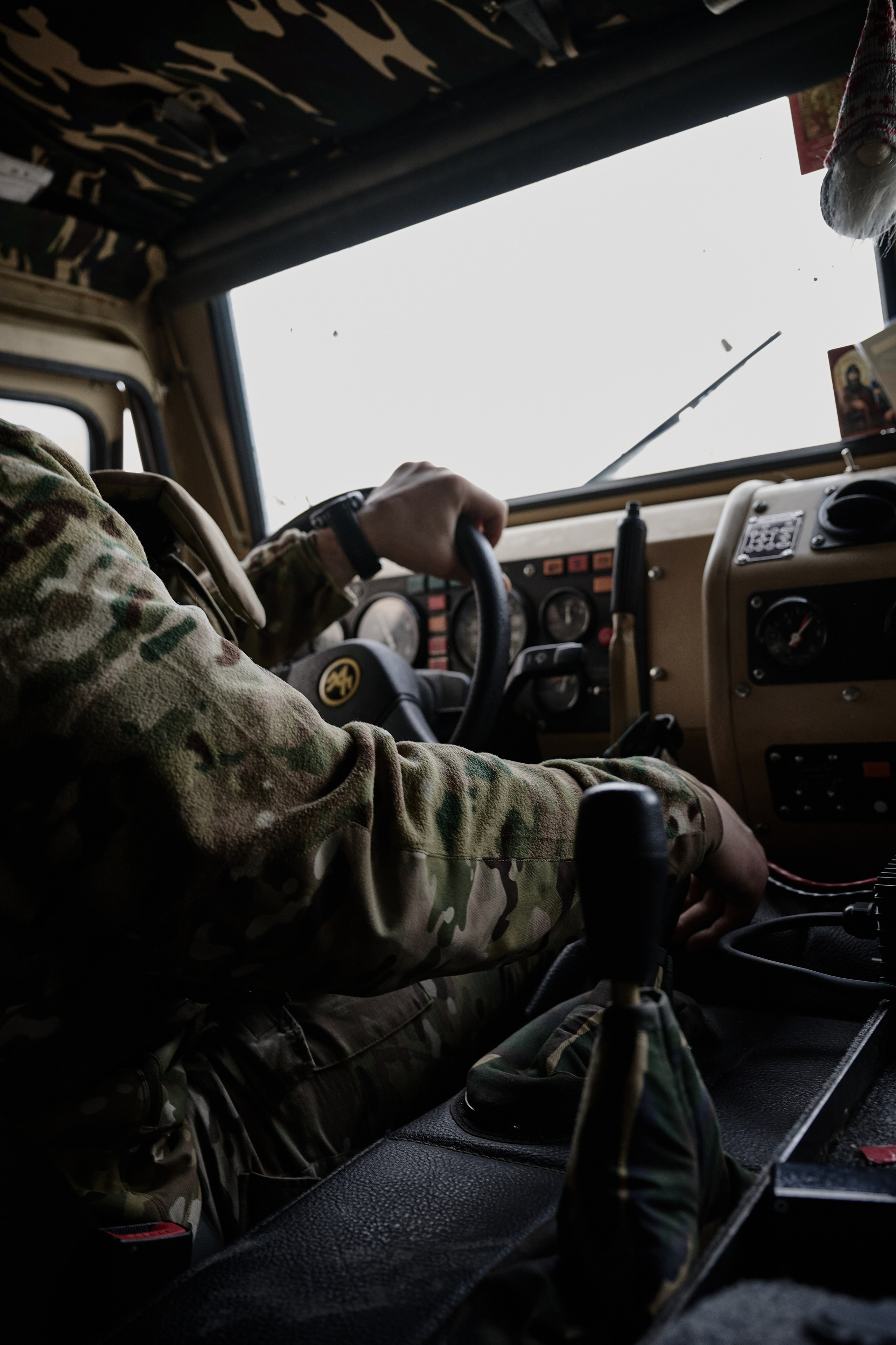 Поздравляем Товарищей с Новым Годом!. Фотограф Роман Адлер