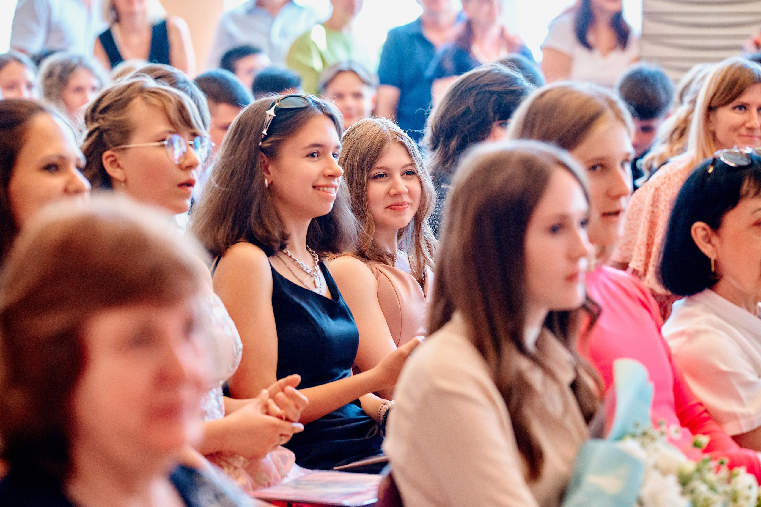 Выпускной 9 класс. Школа 10. Фотограф Таганрог Анна Трайжон