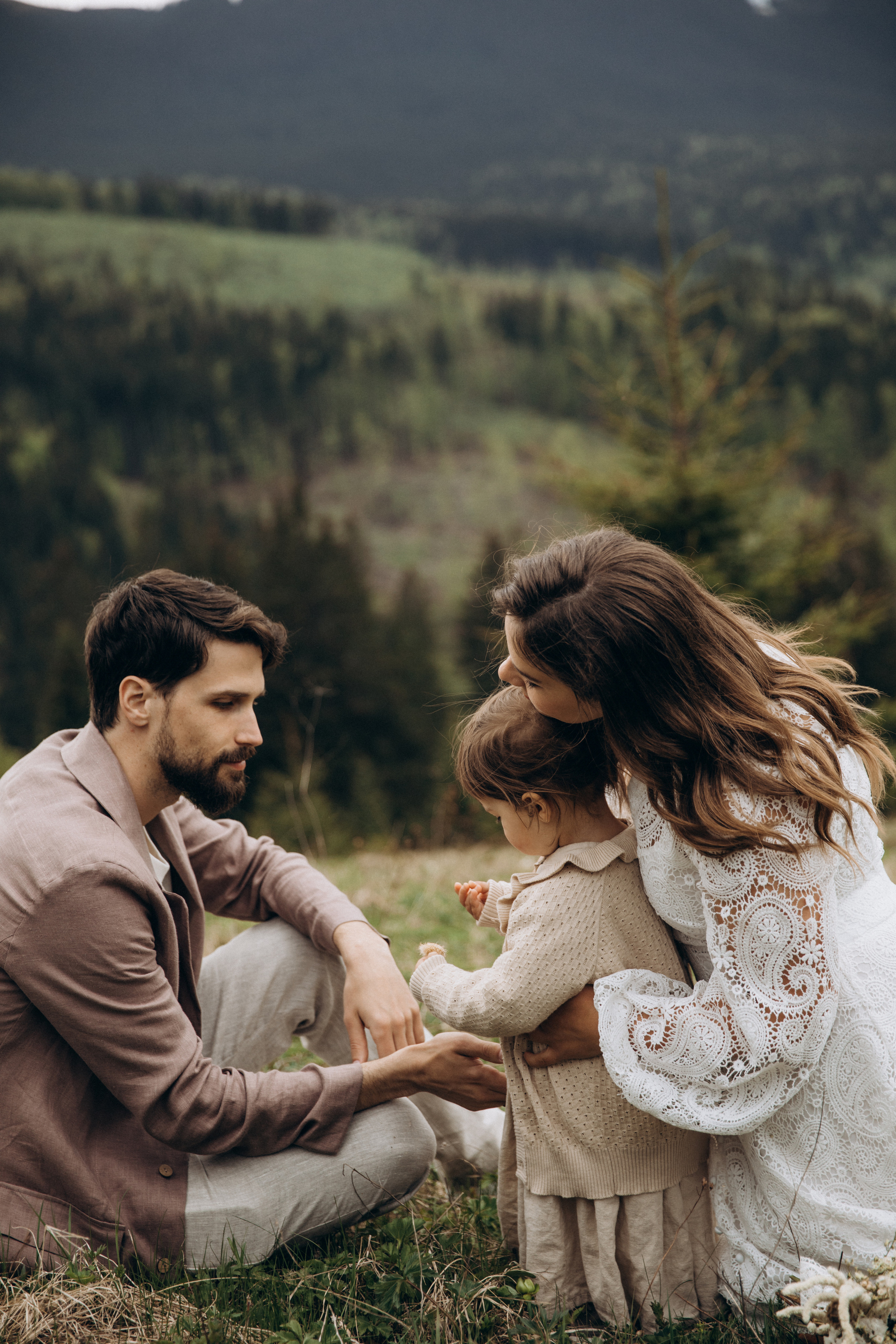 Карпаты. Никита, Флора и Аня. Семейный фотограф Оля Гладченко