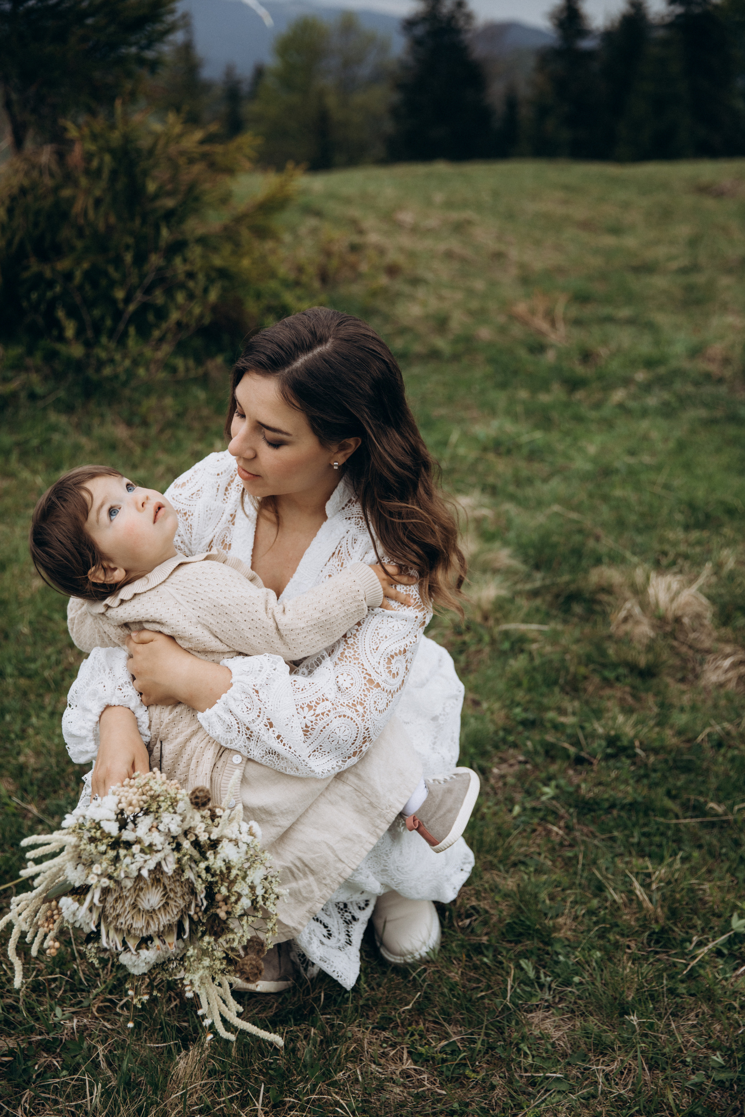 Карпаты. Никита, Флора и Аня. Семейный фотограф Оля Гладченко