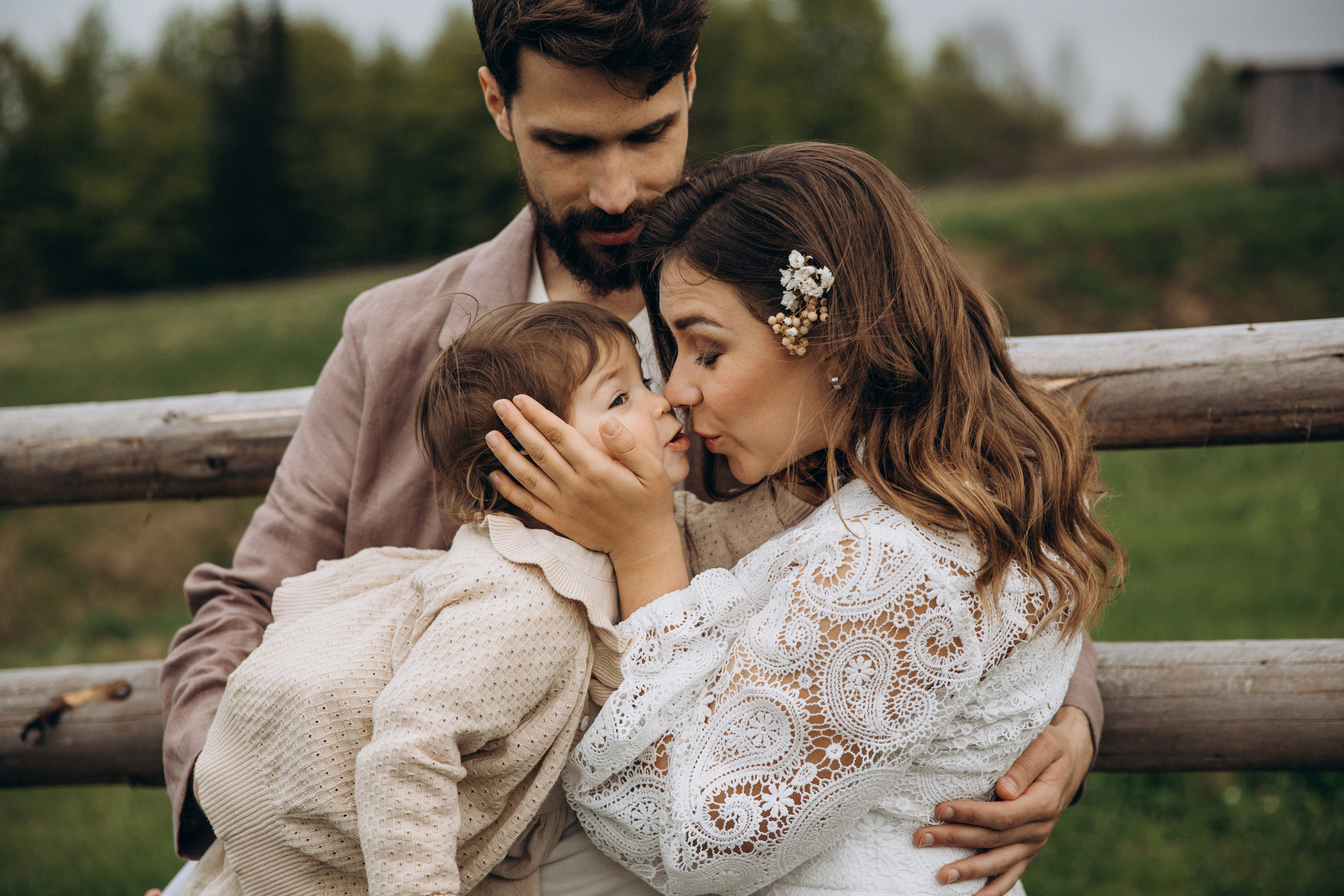 Карпаты. Никита, Флора и Аня. Семейный фотограф Оля Гладченко