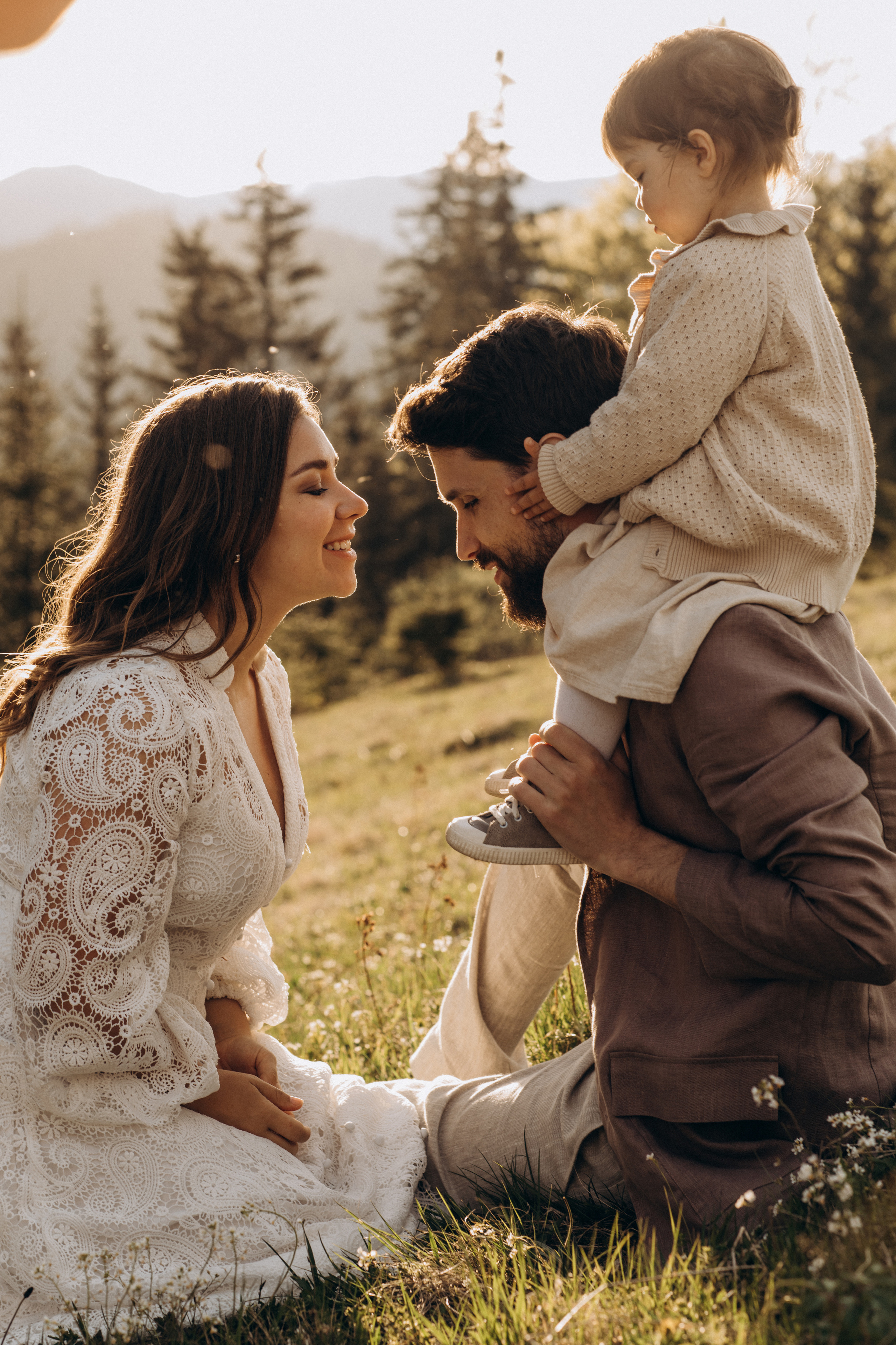 Карпаты. Никита, Флора и Аня. Семейный фотограф Оля Гладченко