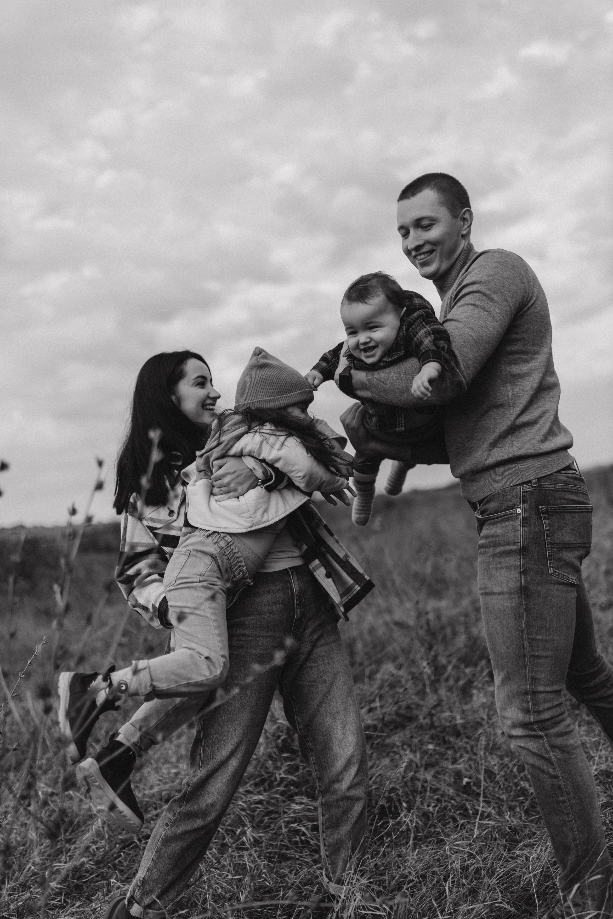 Лера, Коля, Матвей и Полинка. Семейный фотограф Оля Гладченко