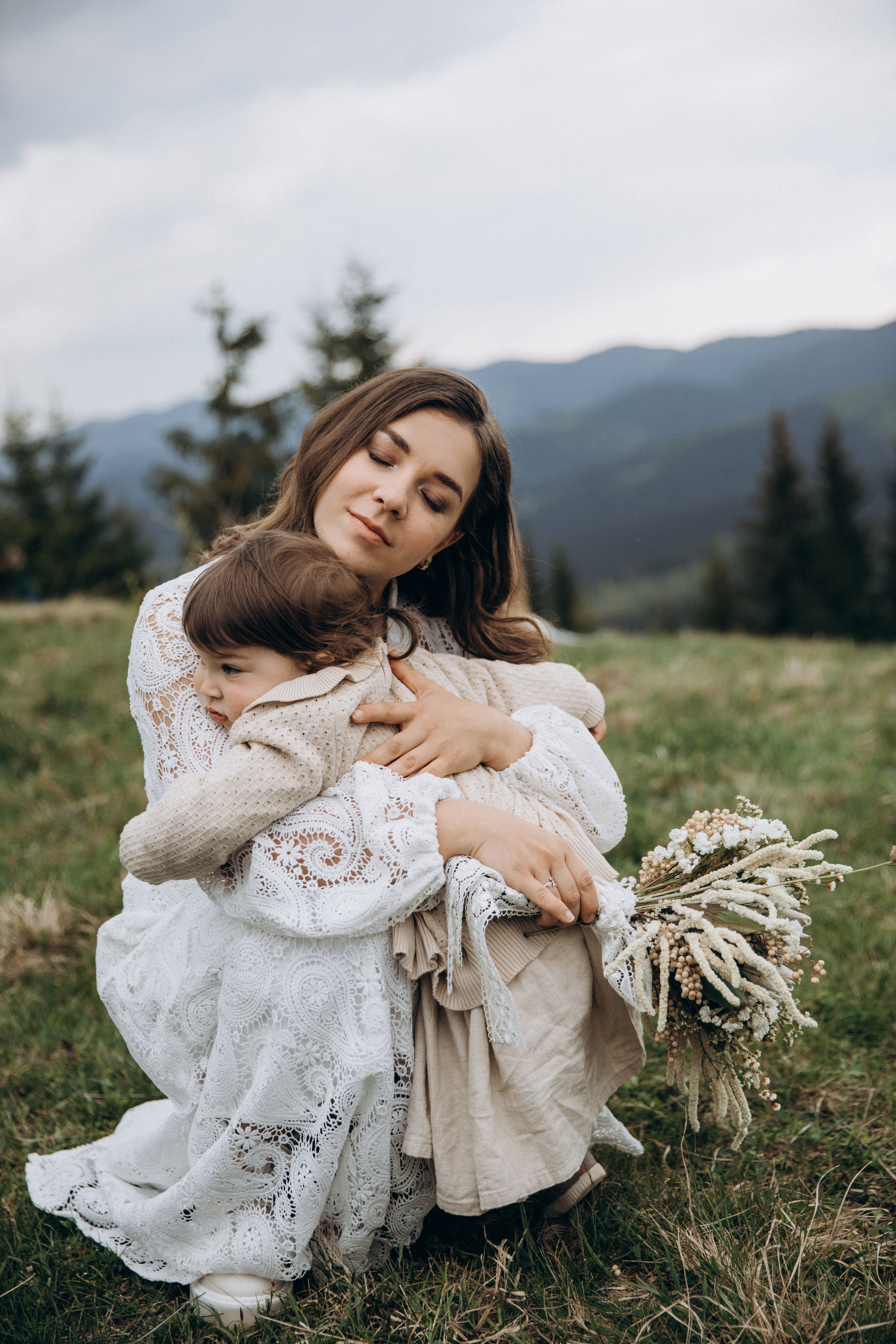 Карпаты. Никита, Флора и Аня. Семейный фотограф Оля Гладченко