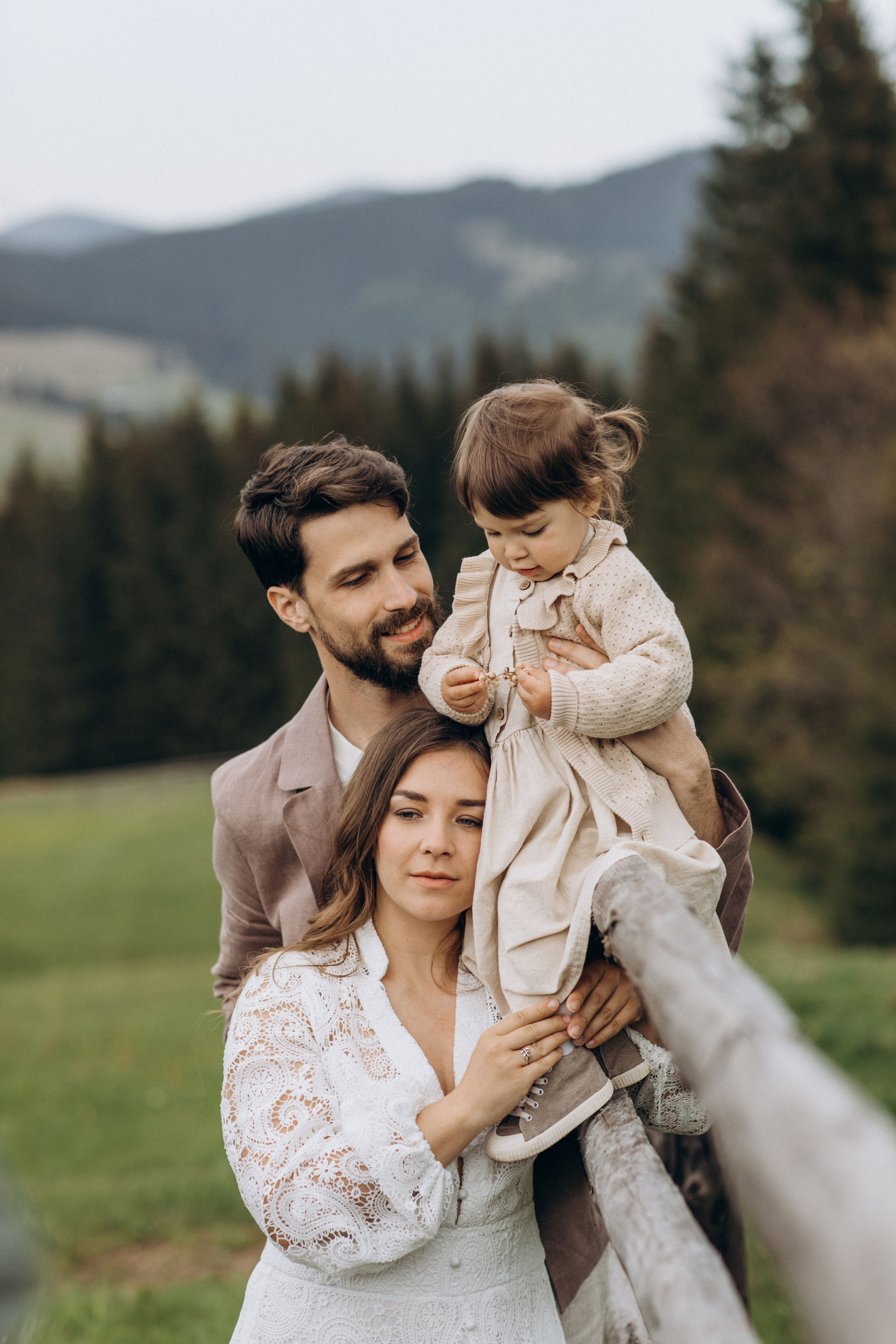 Карпаты. Никита, Флора и Аня. Семейный фотограф Оля Гладченко