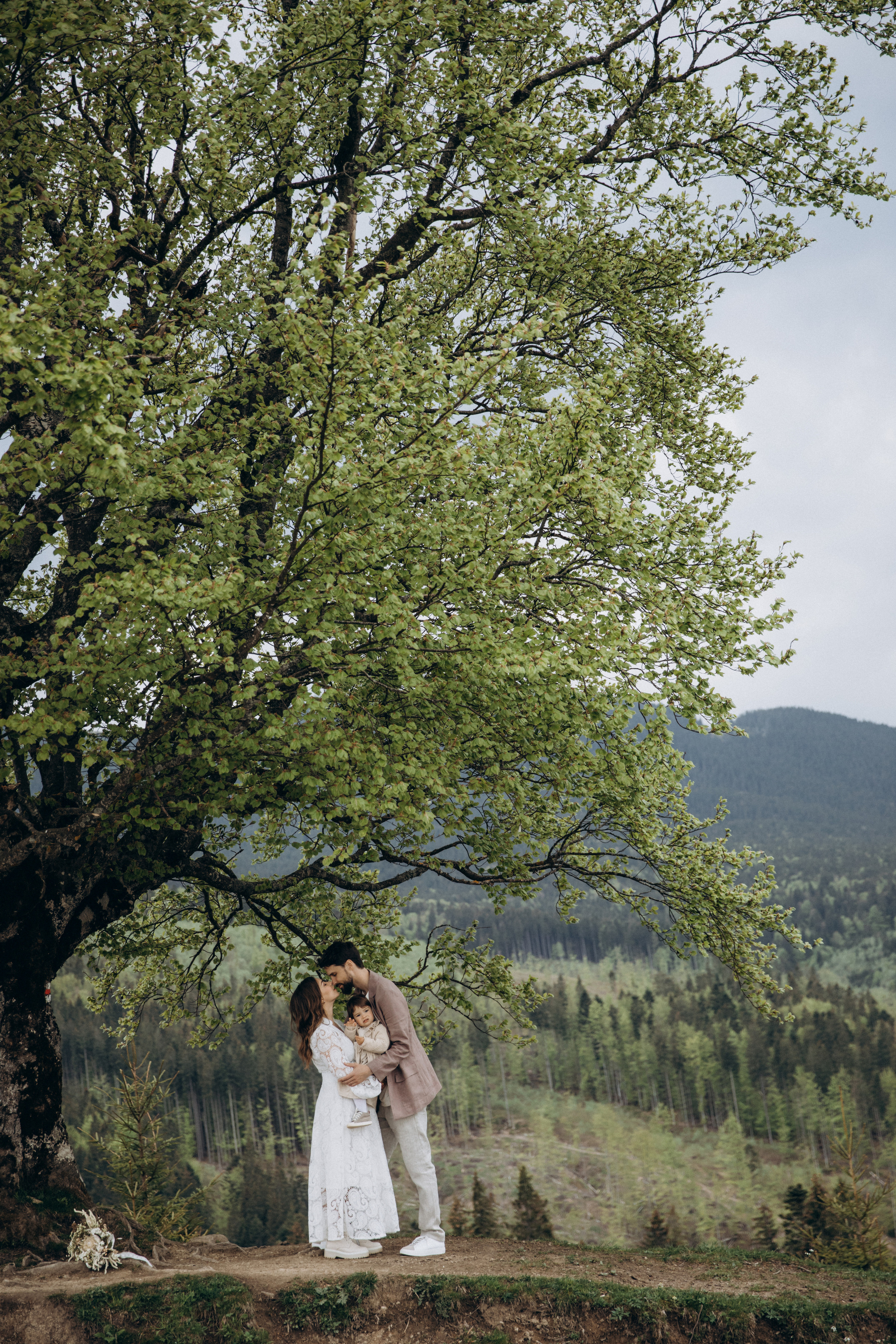 Карпаты. Никита, Флора и Аня. Семейный фотограф Оля Гладченко