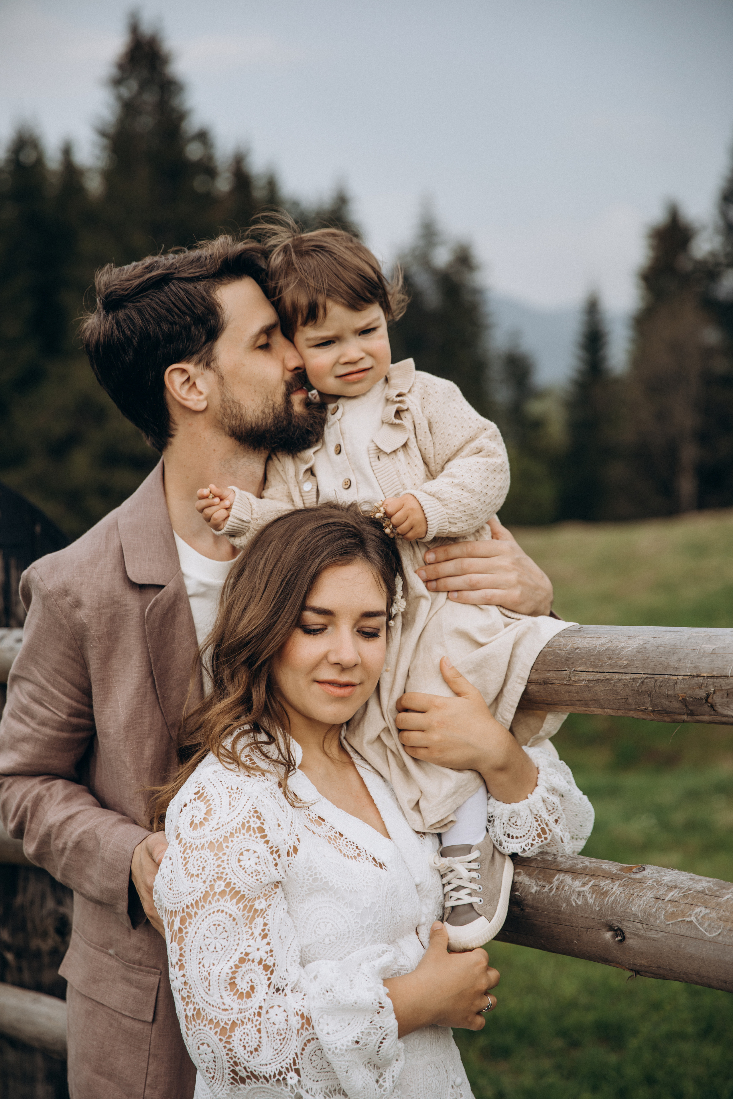 Карпаты. Никита, Флора и Аня. Семейный фотограф Оля Гладченко