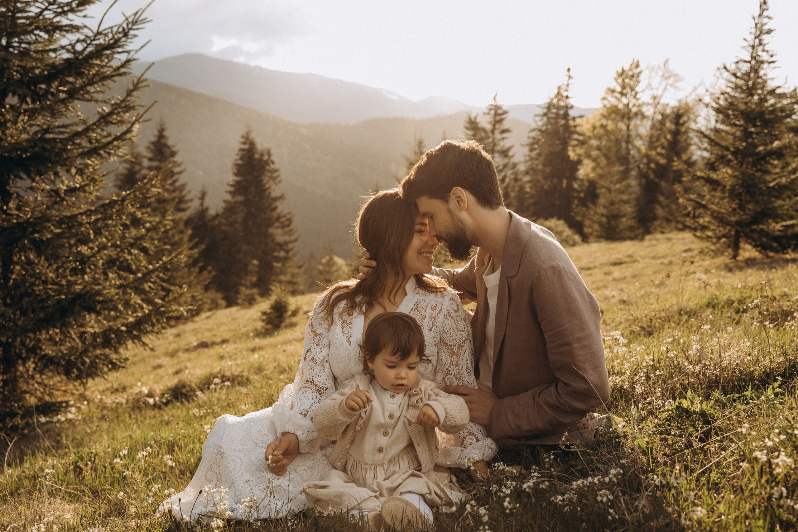 Карпаты. Никита, Флора и Аня. Семейный фотограф Оля Гладченко