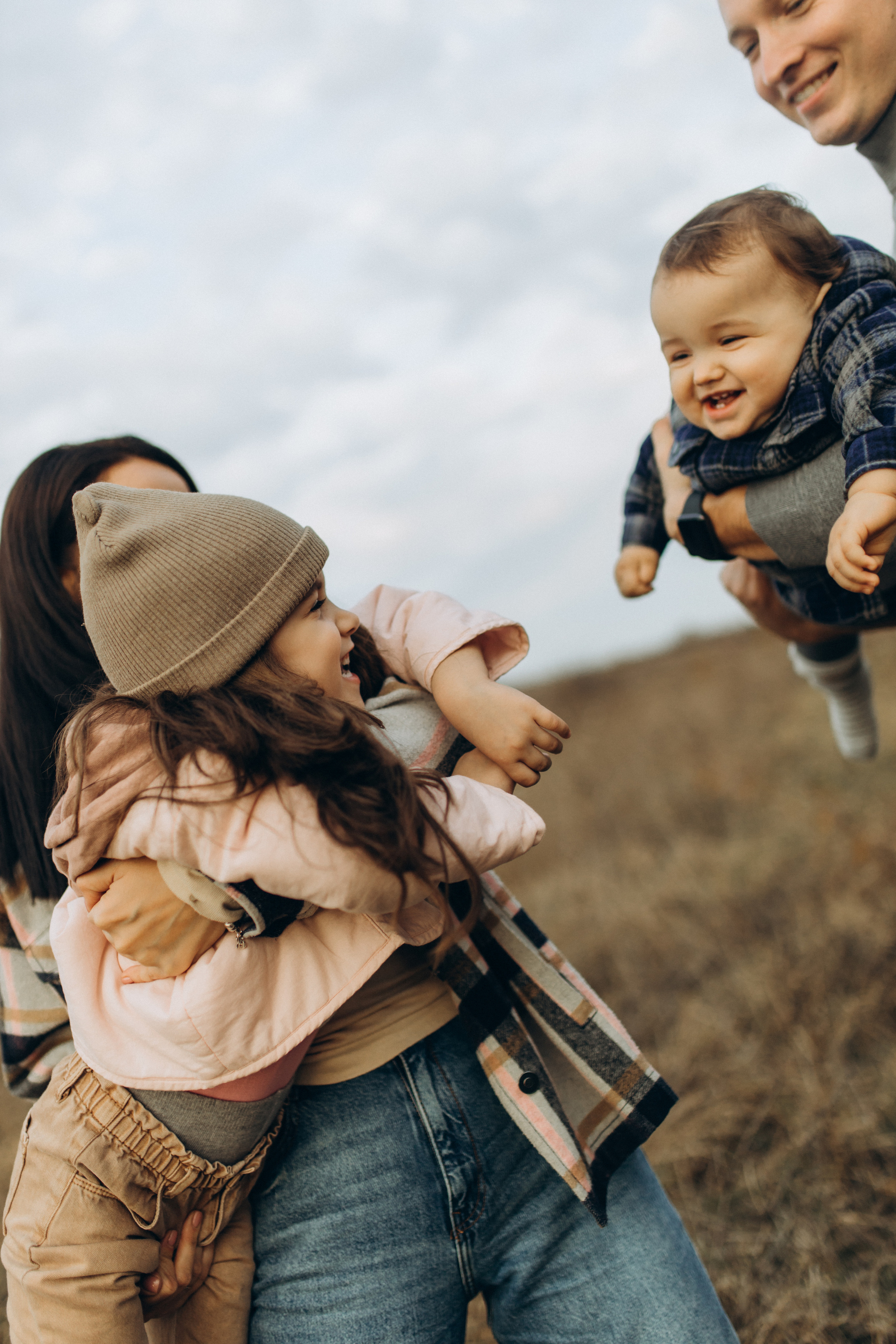 Лера, Коля, Матвей и Полинка. Семейный фотограф Оля Гладченко