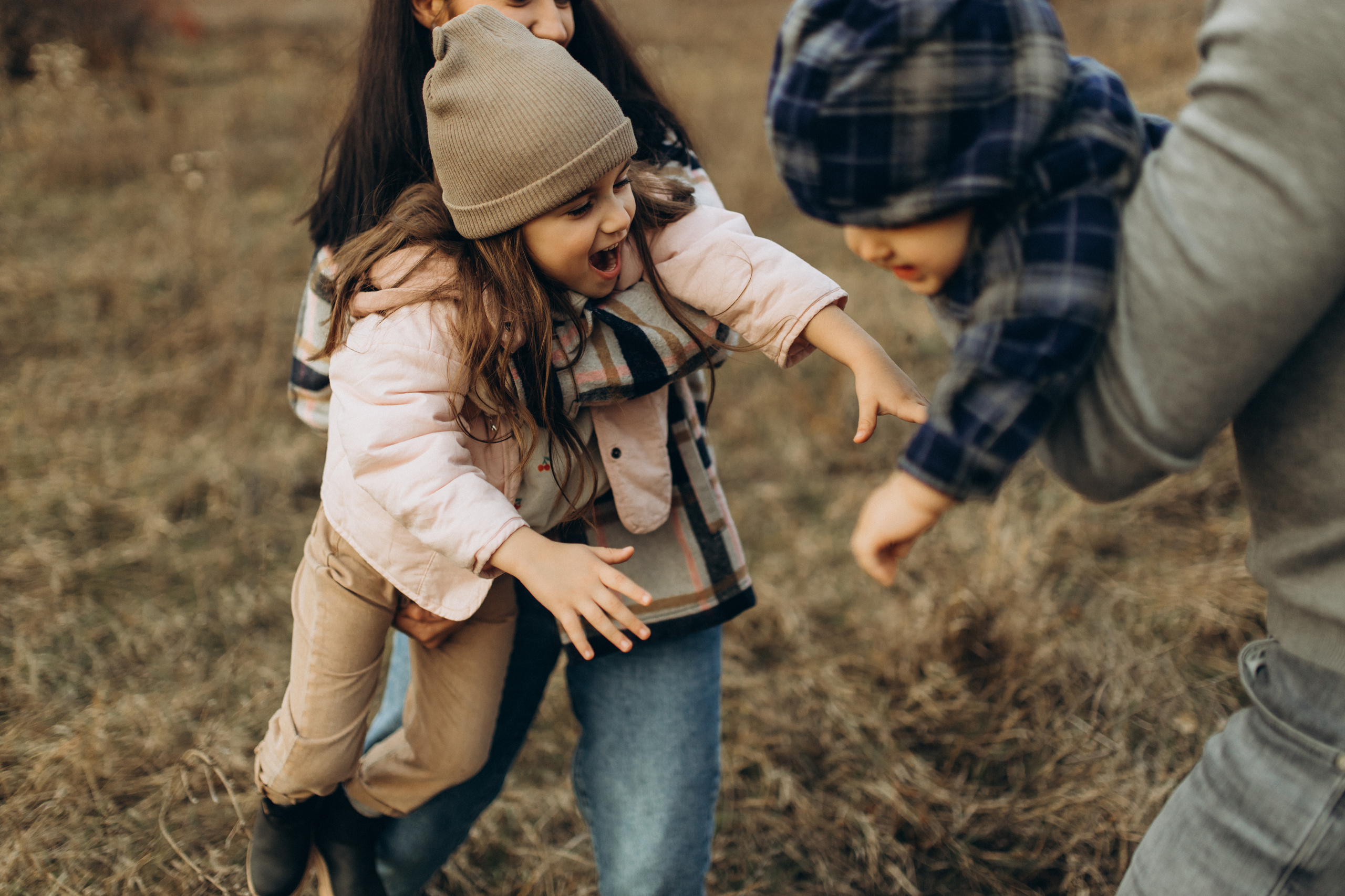 Лера, Коля, Матвей и Полинка. Семейный фотограф Оля Гладченко