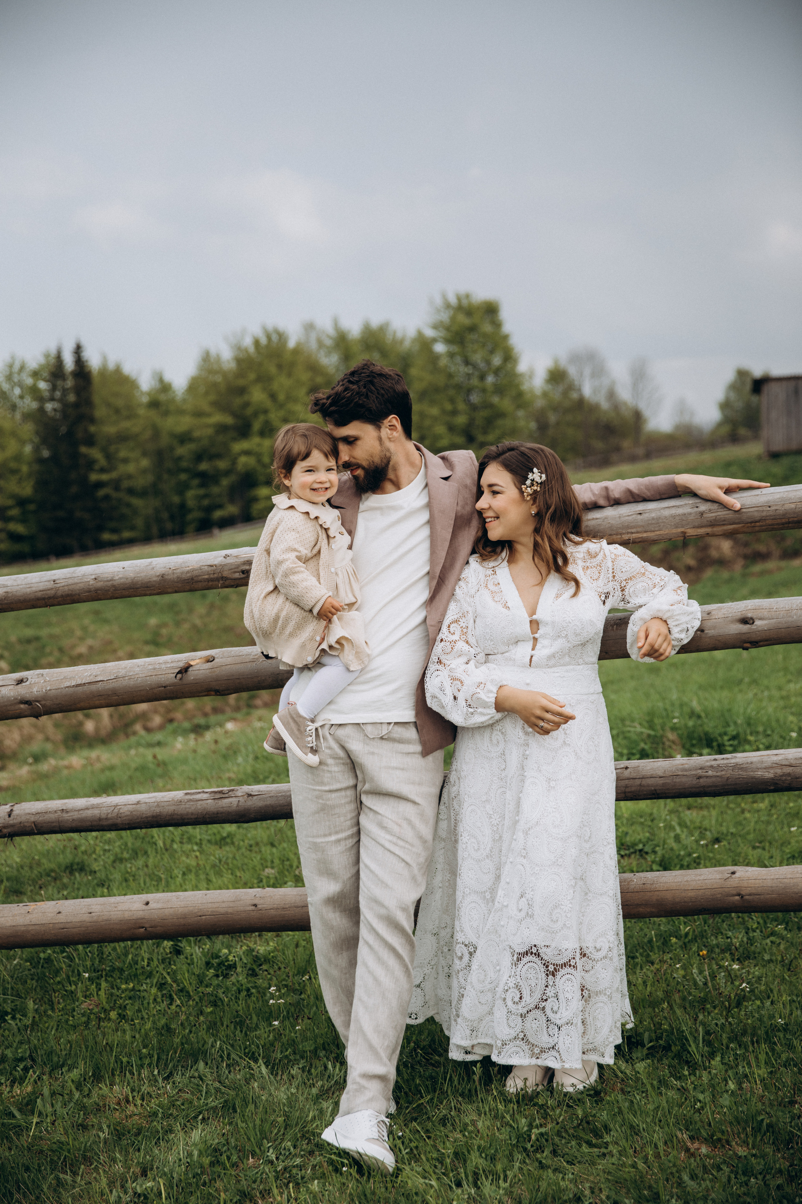 Карпаты. Никита, Флора и Аня. Семейный фотограф Оля Гладченко