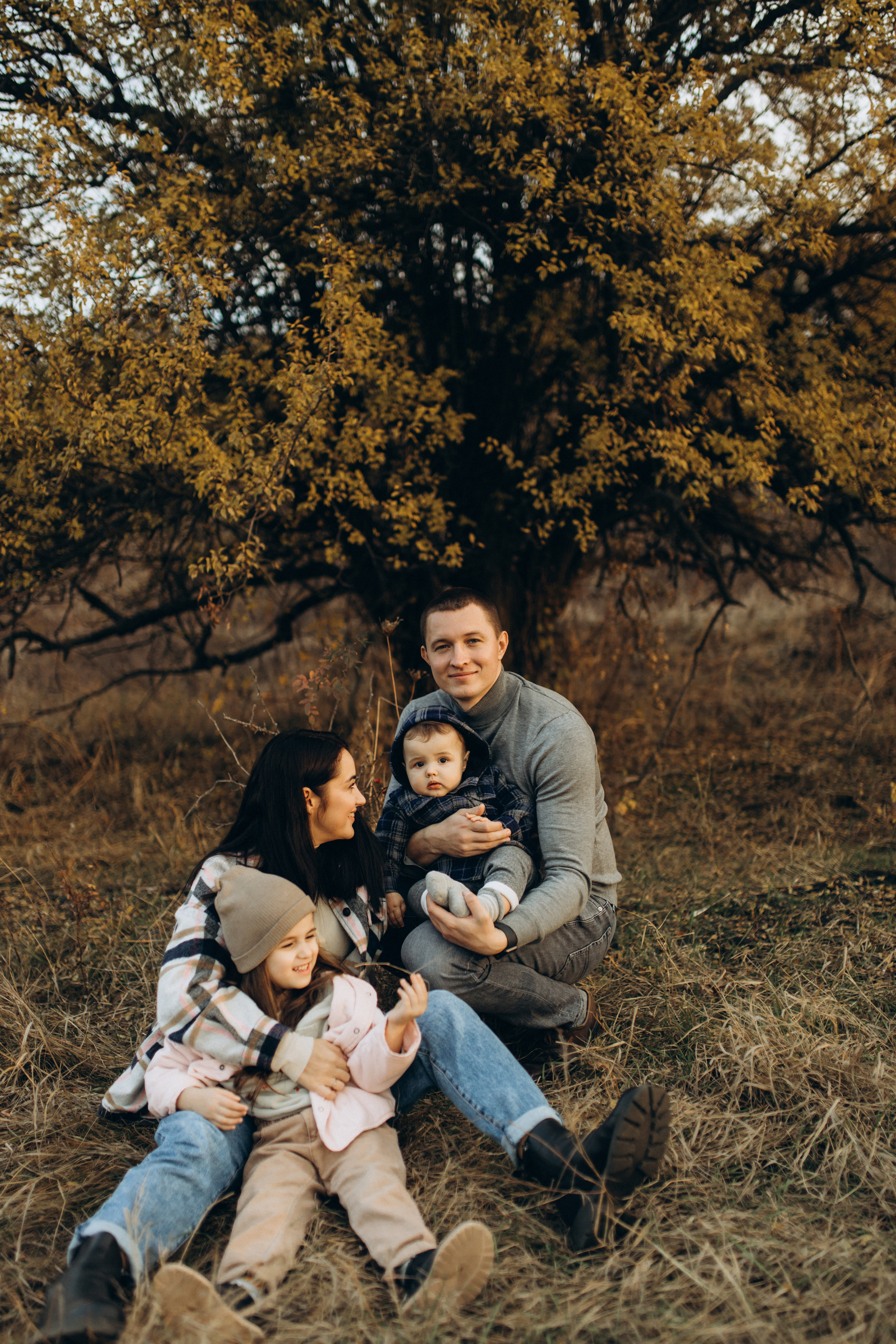 Лера, Коля, Матвей и Полинка. Семейный фотограф Оля Гладченко