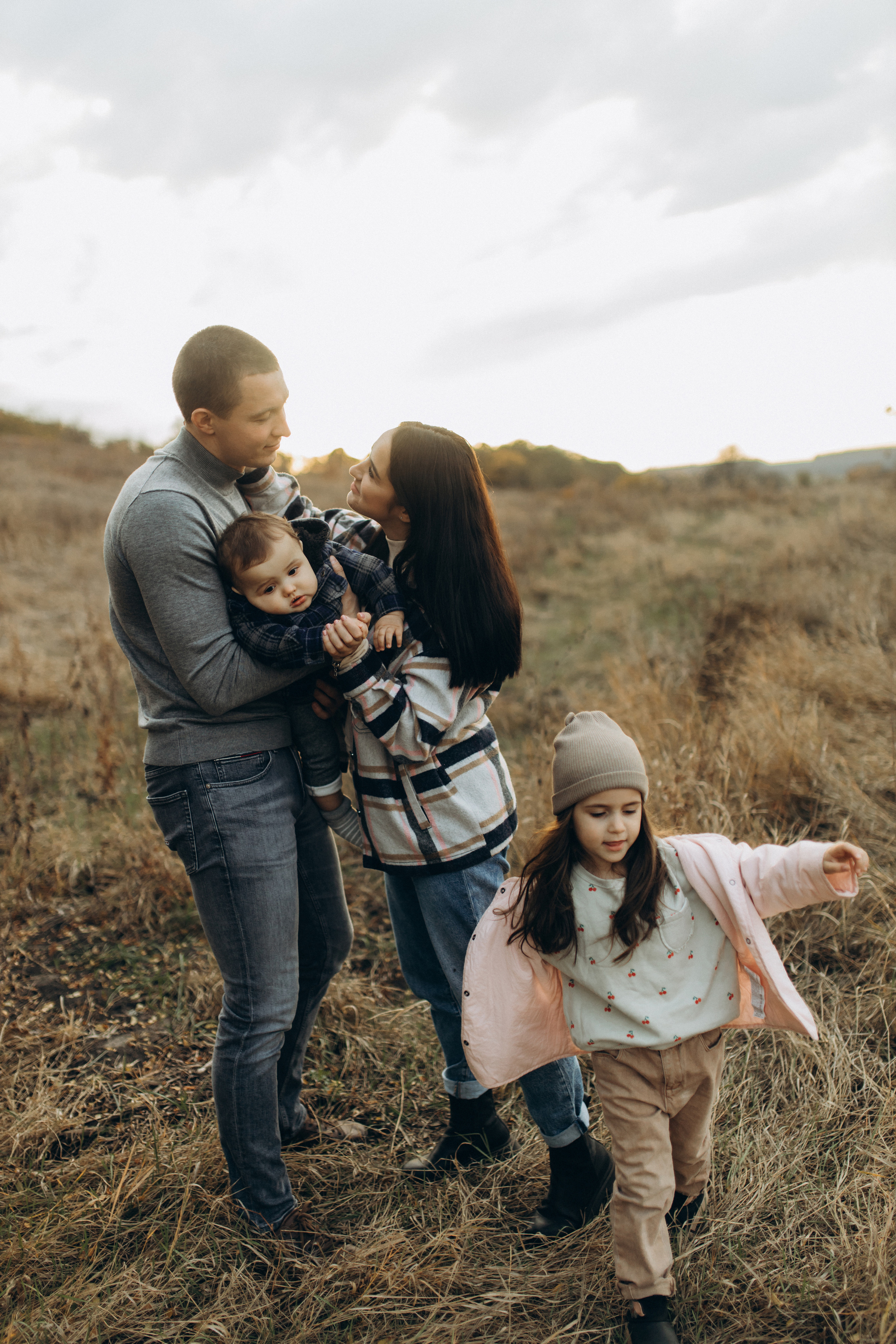 Лера, Коля, Матвей и Полинка. Семейный фотограф Оля Гладченко