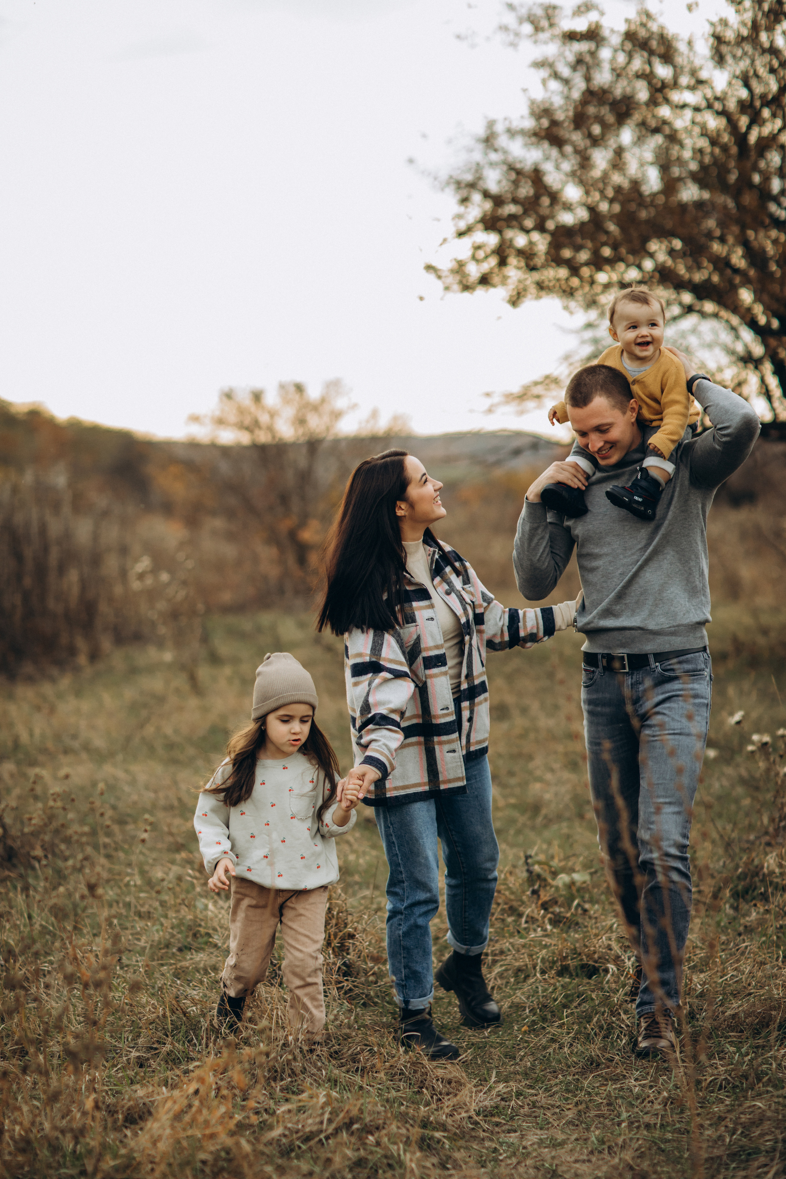 Лера, Коля, Матвей и Полинка. Семейный фотограф Оля Гладченко