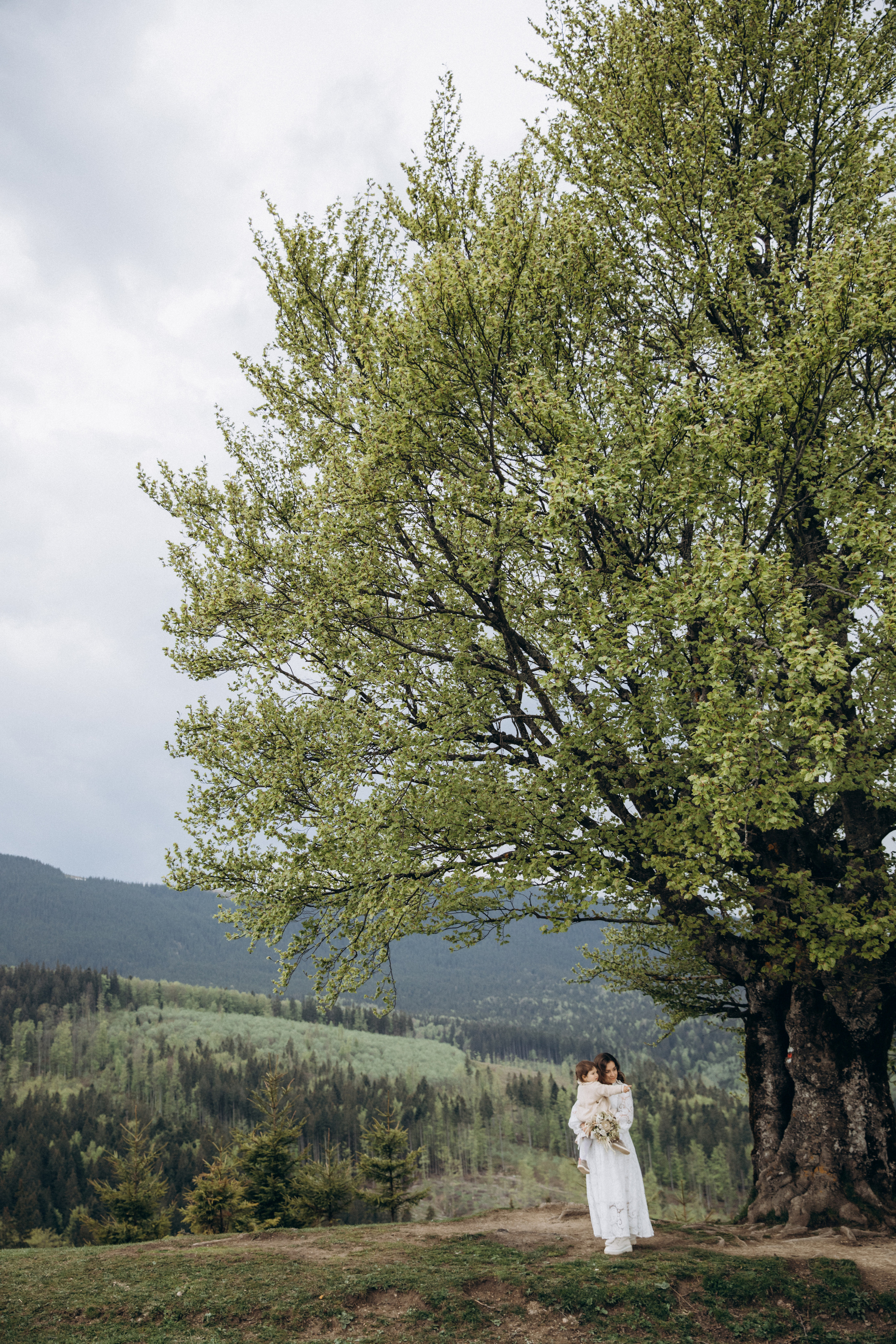 Карпаты. Никита, Флора и Аня. Семейный фотограф Оля Гладченко