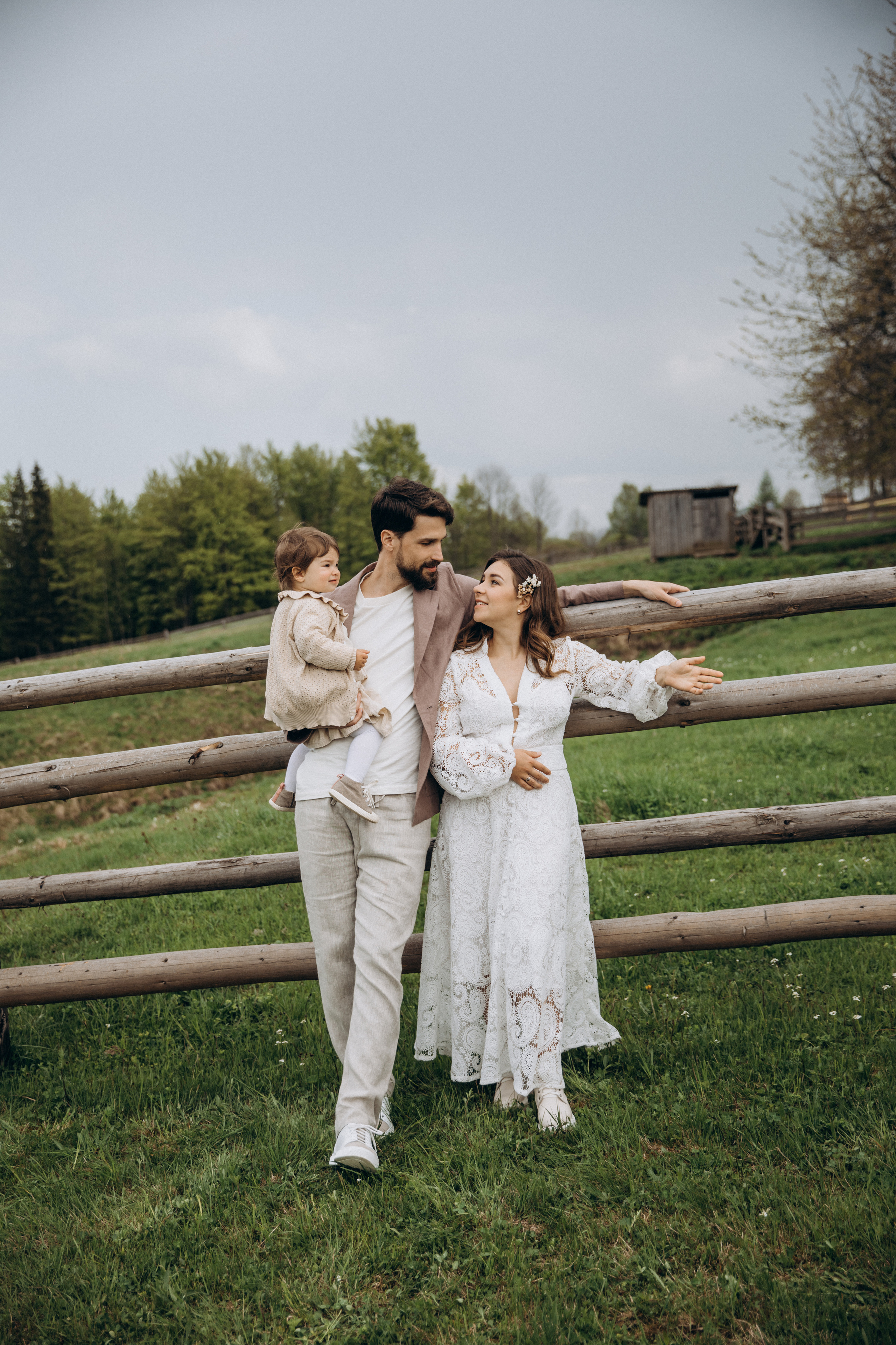 Карпаты. Никита, Флора и Аня. Семейный фотограф Оля Гладченко