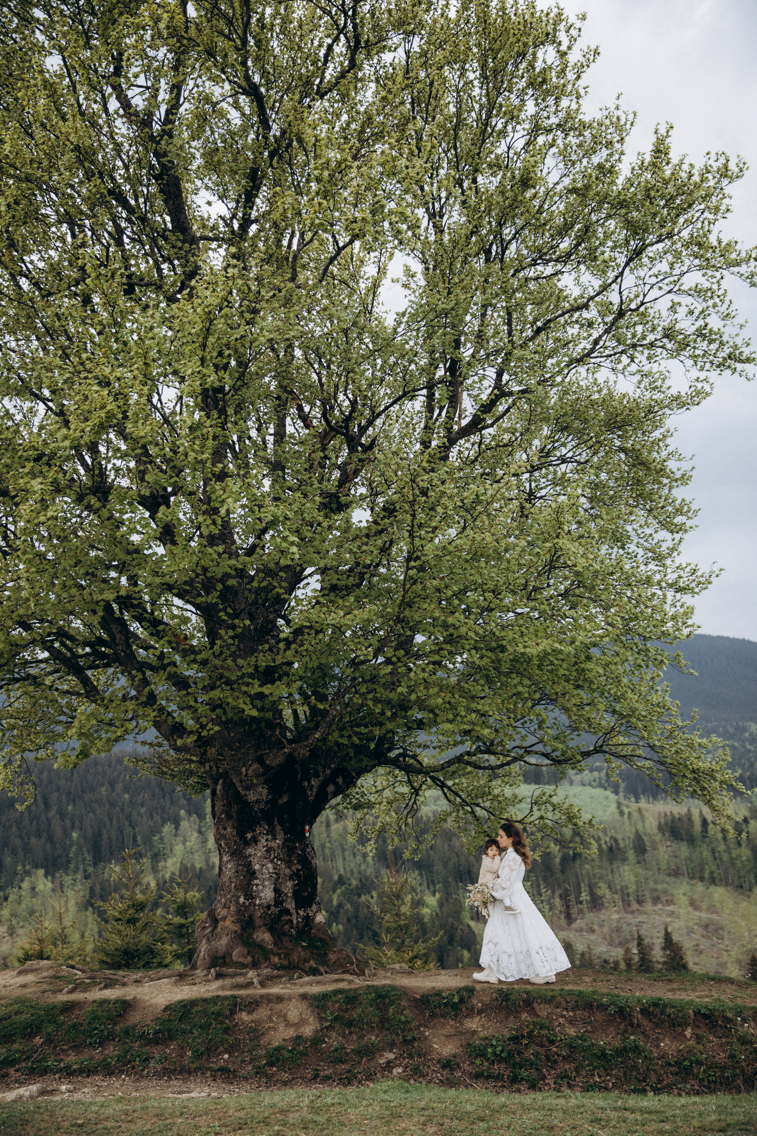 Карпаты. Никита, Флора и Аня. Семейный фотограф Оля Гладченко