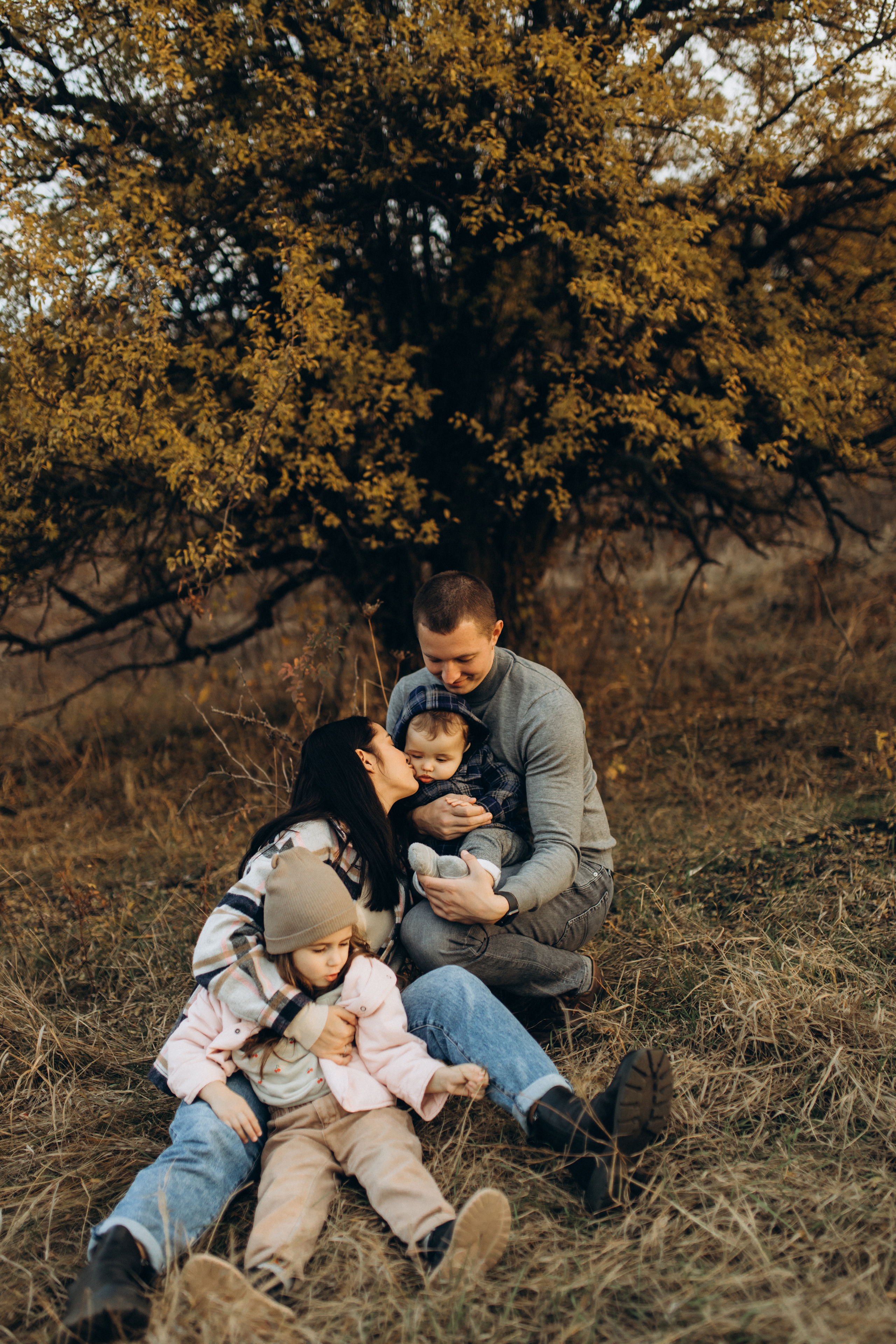 Лера, Коля, Матвей и Полинка. Семейный фотограф Оля Гладченко