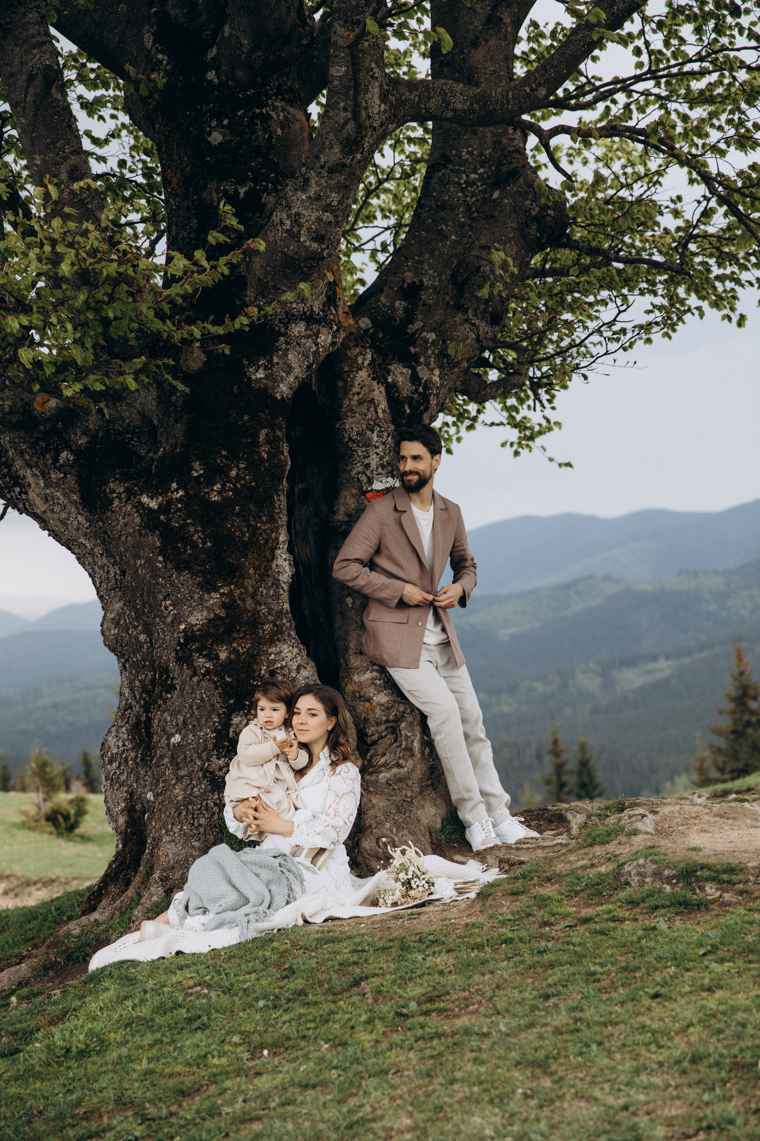 Карпаты. Никита, Флора и Аня. Семейный фотограф Оля Гладченко