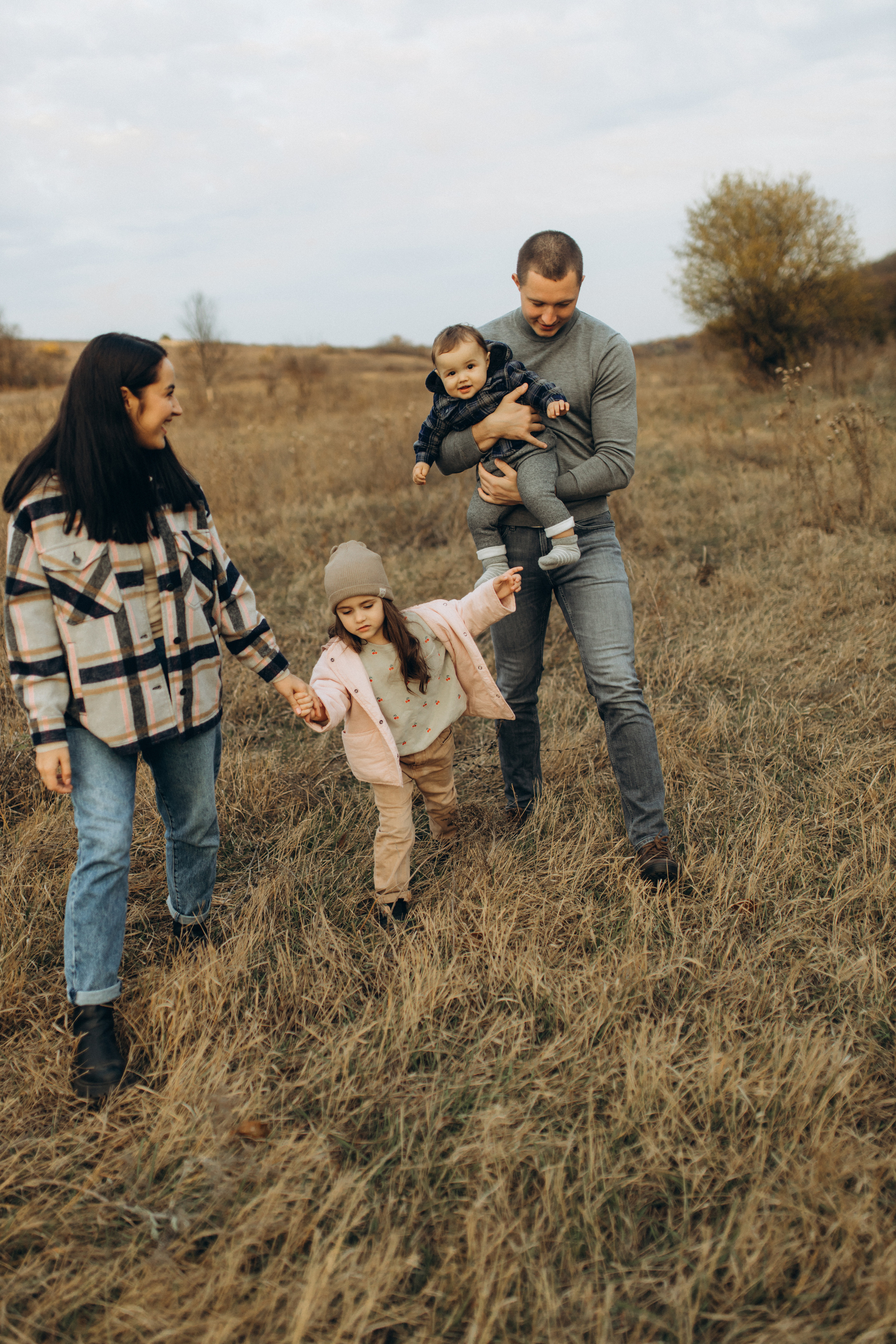 Лера, Коля, Матвей и Полинка. Семейный фотограф Оля Гладченко