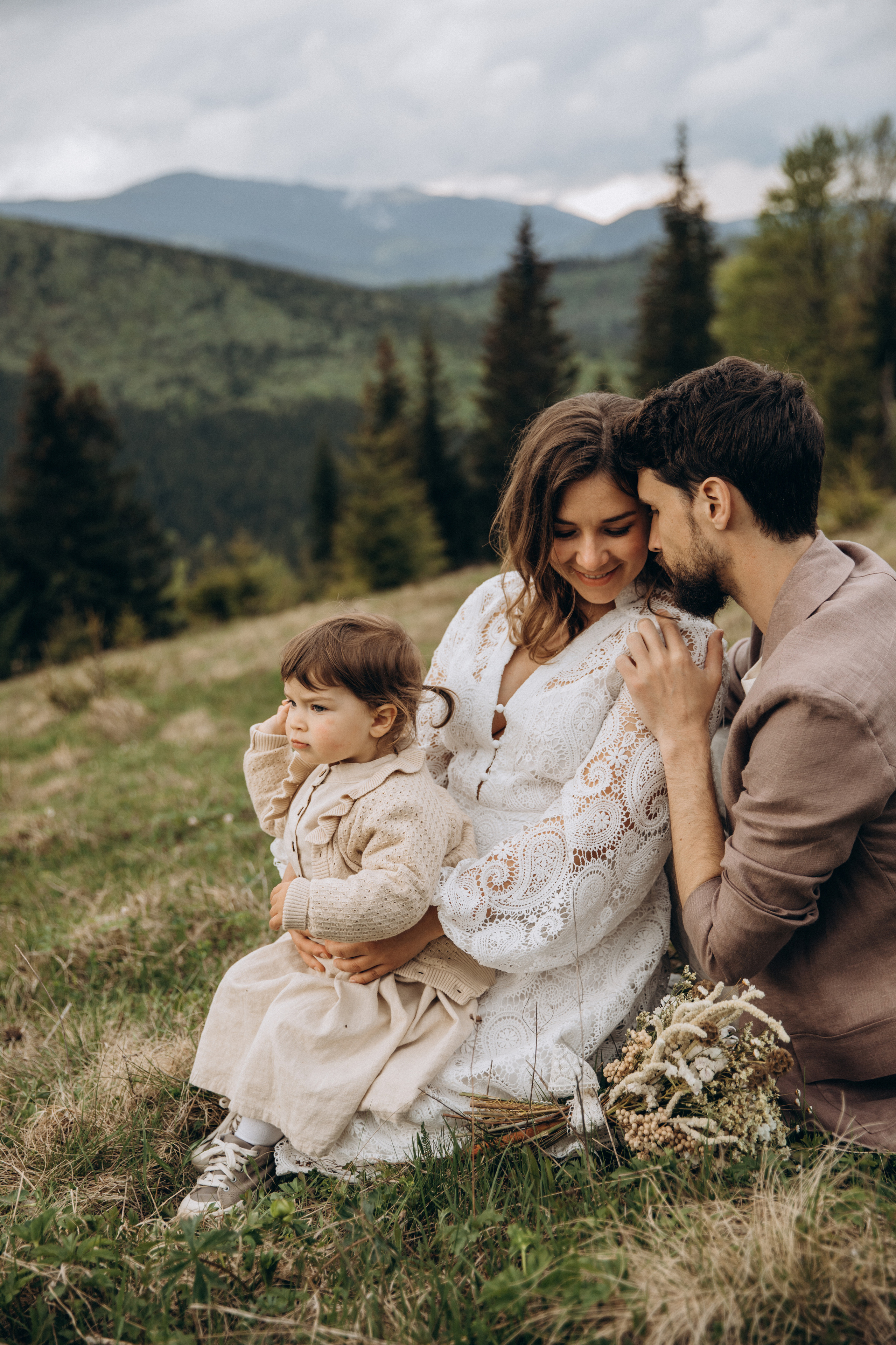Карпаты. Никита, Флора и Аня. Семейный фотограф Оля Гладченко
