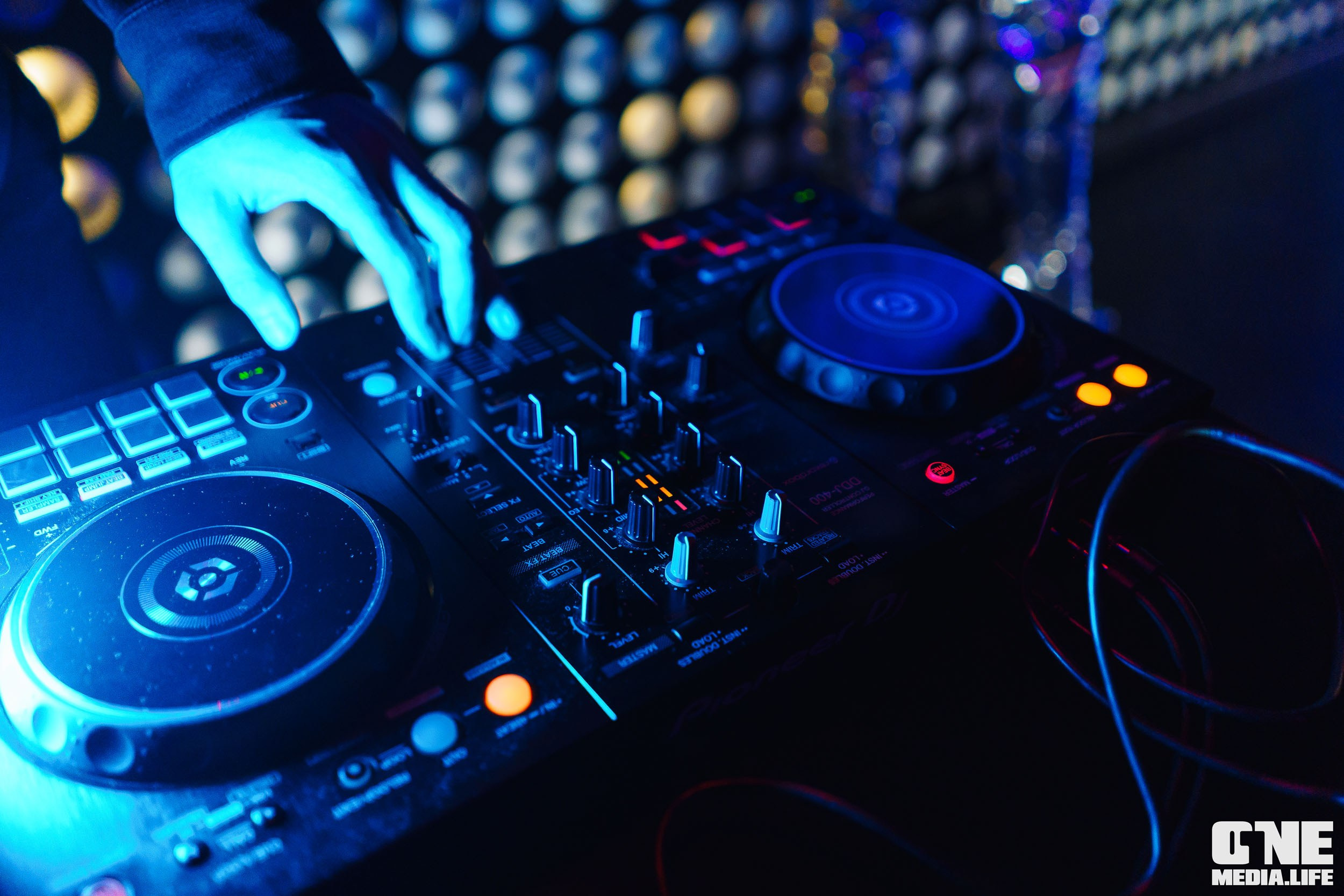 Фоторепортаж из караоке-клуба Эйфория. One Media Life: фоторепортажи, фотоотчеты с мероприятий и заведений