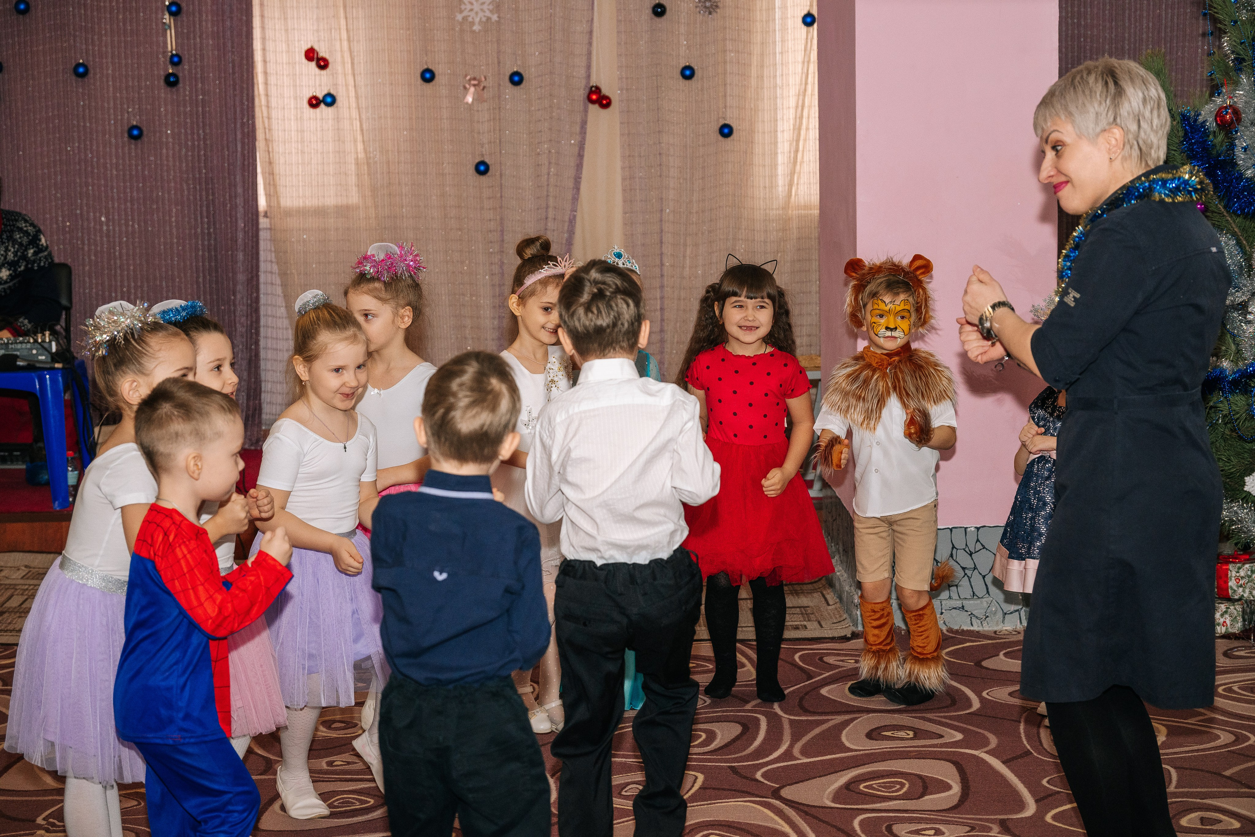 Новогодняя ёлка 2026. Семейный клуб «Открытый город»