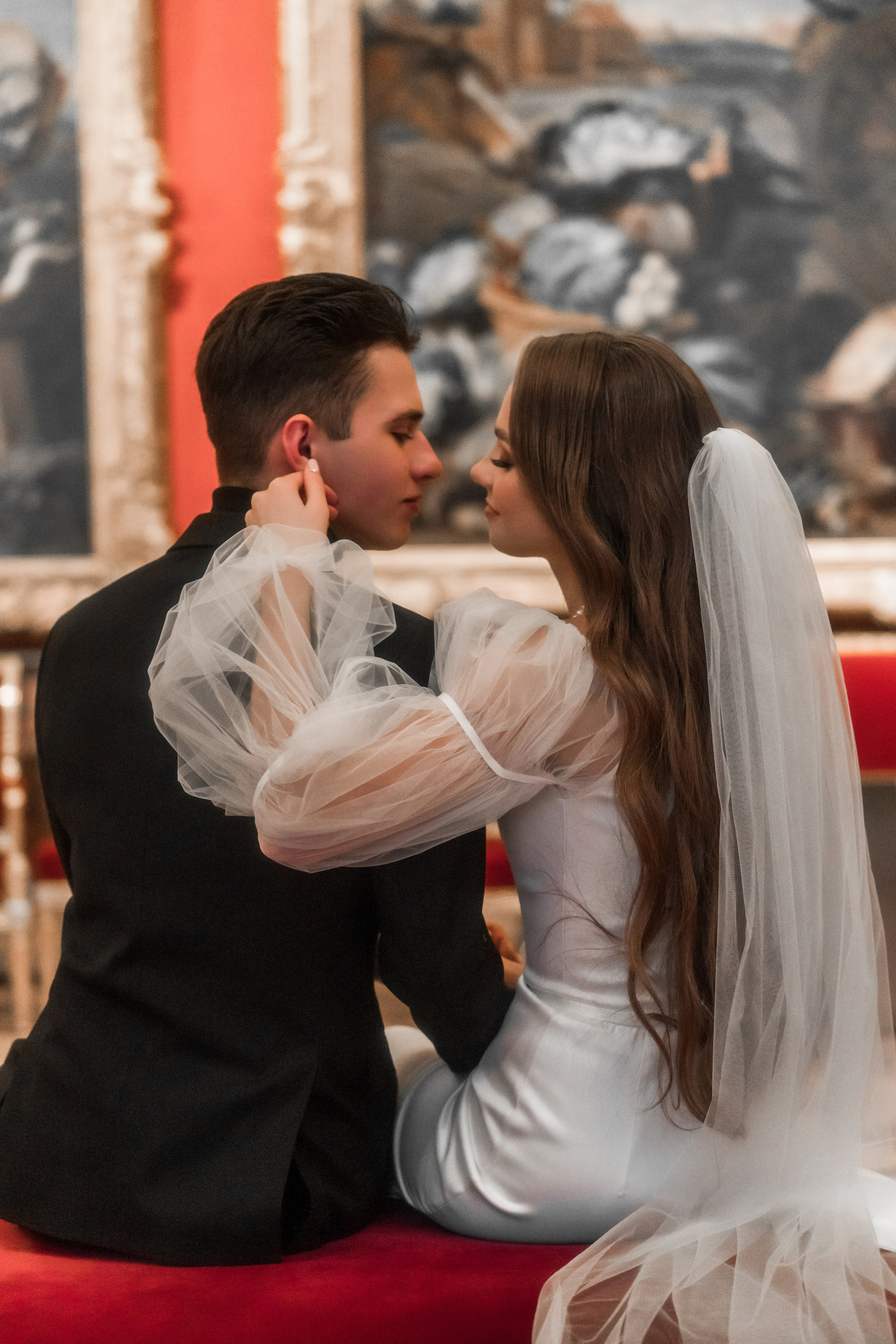 Фотосессия в Эрмитаже упрекрасно передаст Ваш стиль свадьбы!