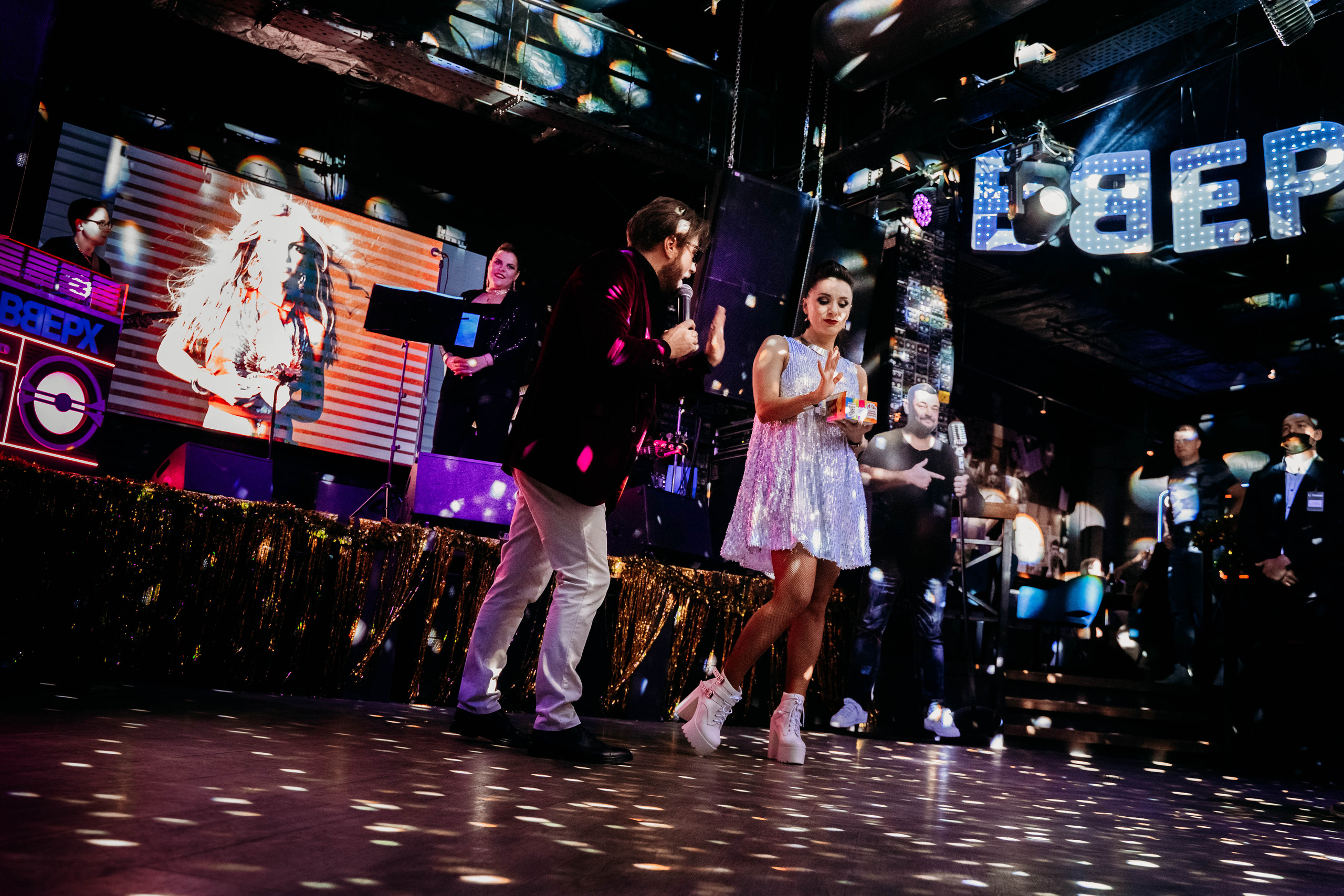 Репортаж. Бар Руки вверх. Детский и семейный фотограф в Москве Алёна Шестунова