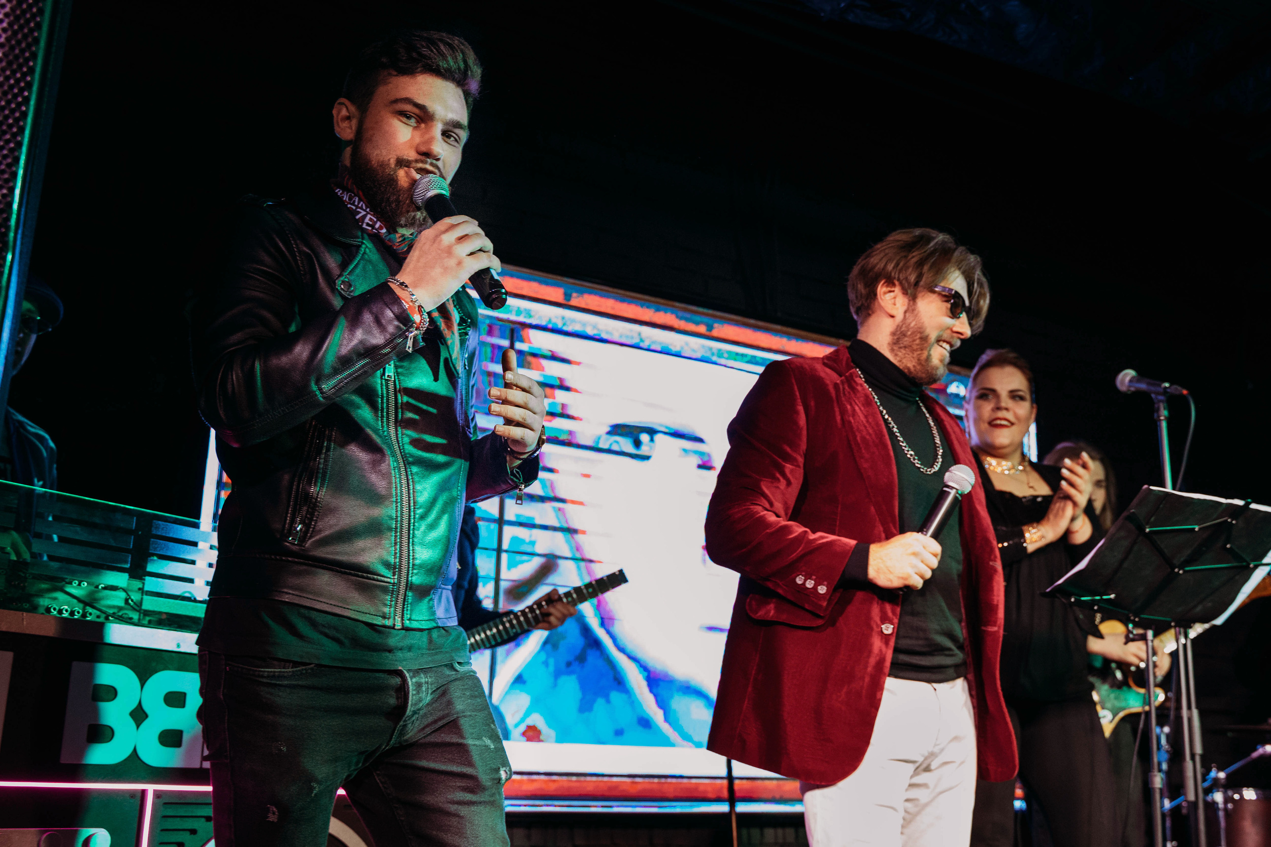 Репортаж. Бар Руки вверх. Детский и семейный фотограф в Москве Алёна Шестунова