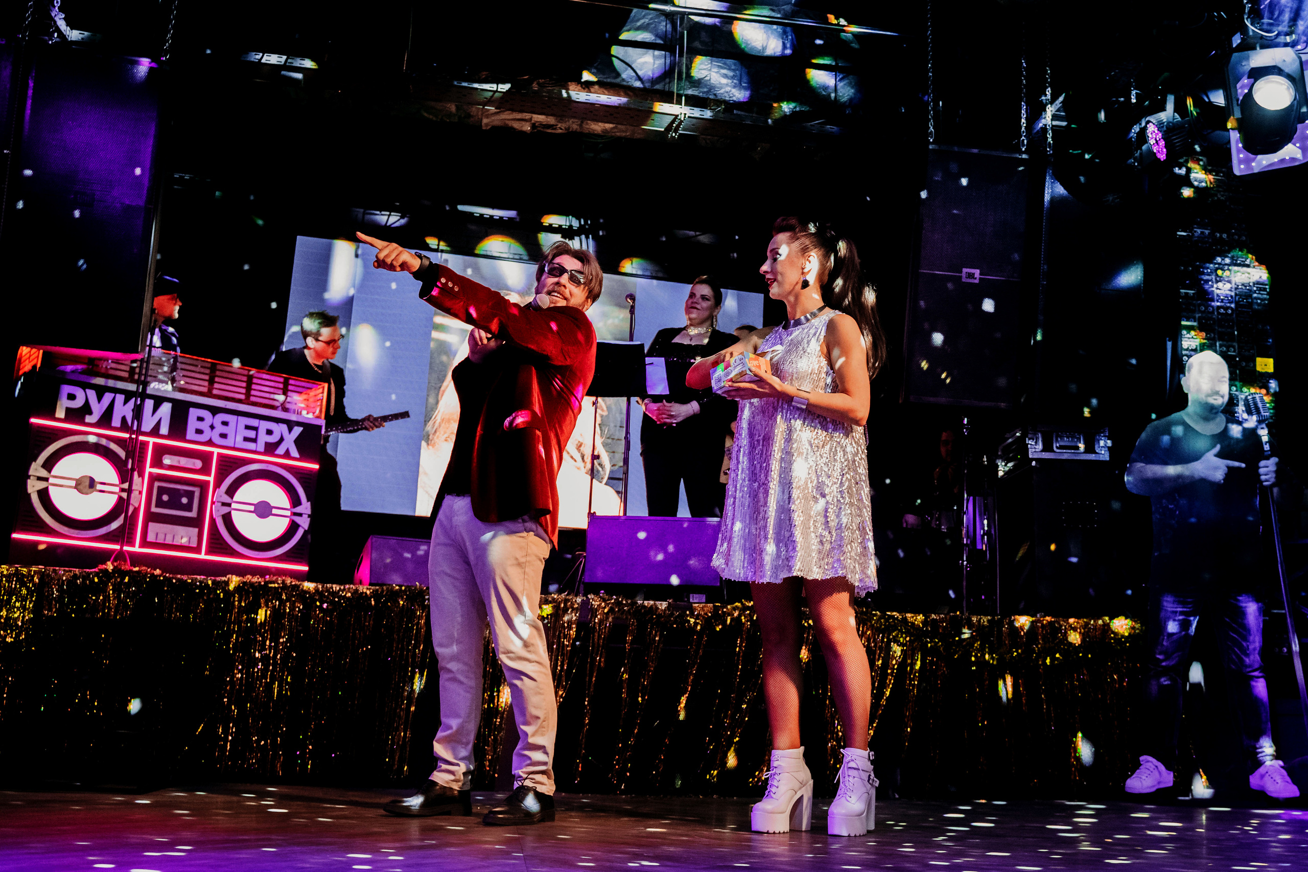 Репортаж. Бар Руки вверх. Детский и семейный фотограф в Москве Алёна Шестунова