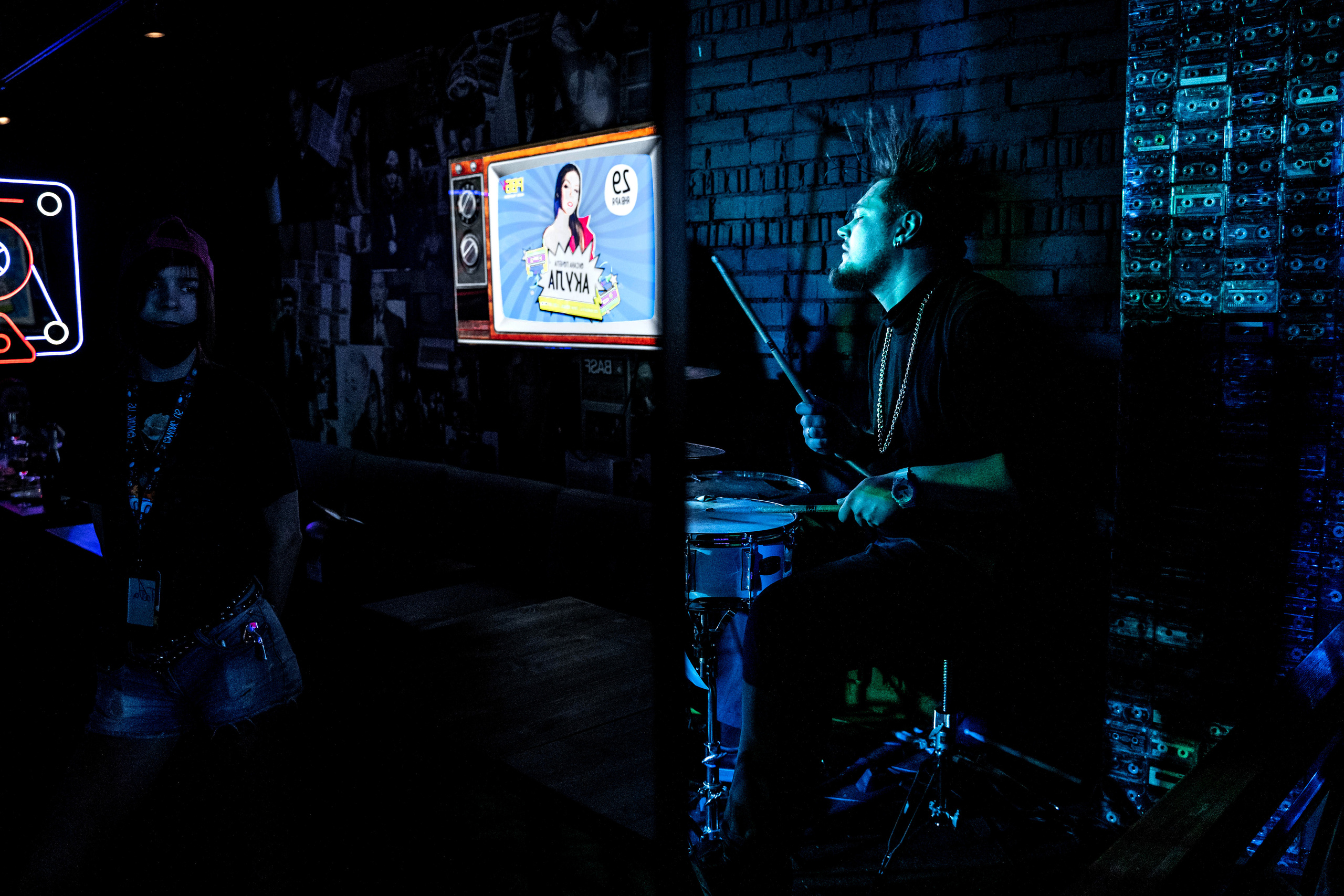 Репортаж. Бар Руки вверх. Детский и семейный фотограф в Москве Алёна Шестунова