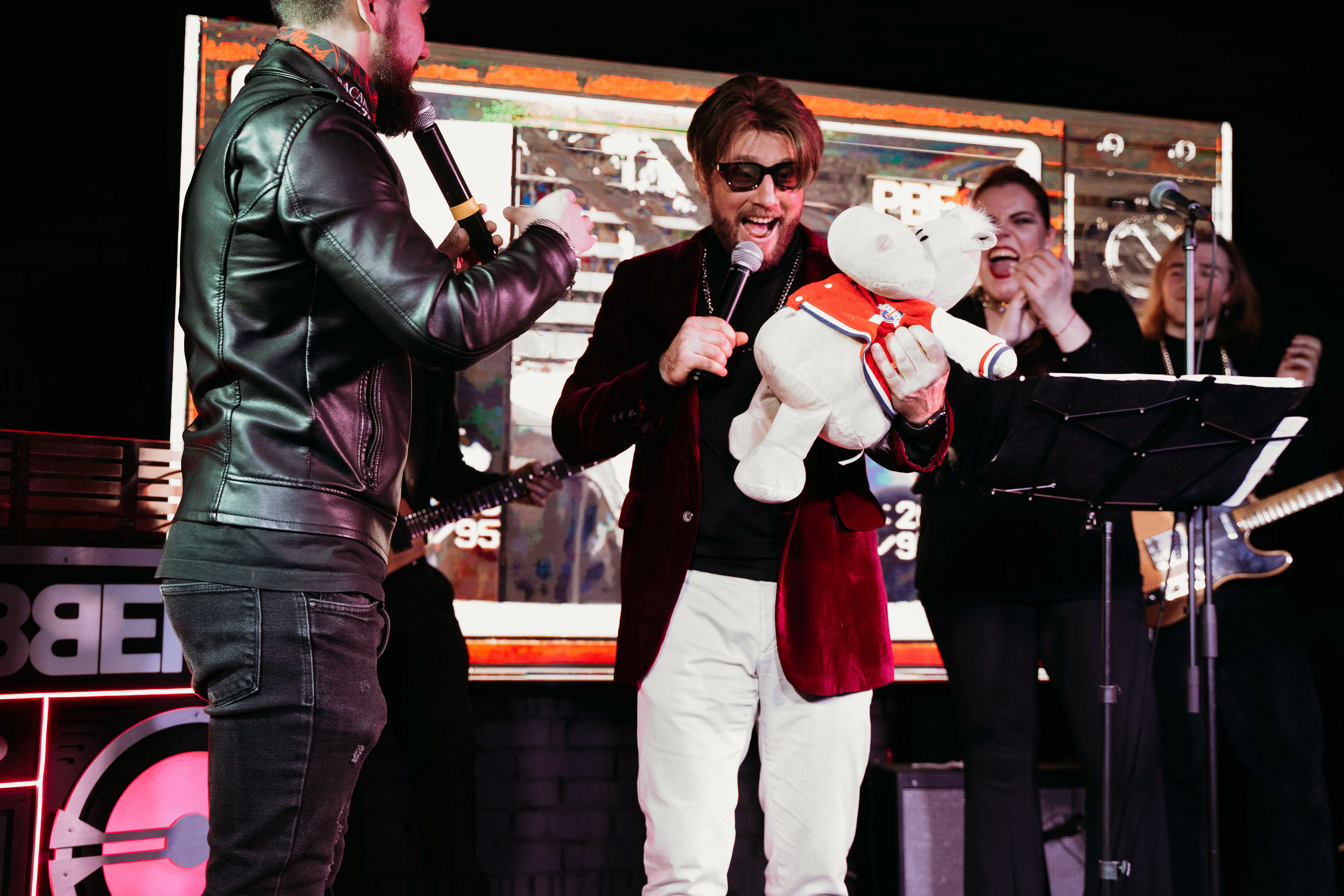 Репортаж. Бар Руки вверх. Детский и семейный фотограф в Москве Алёна Шестунова