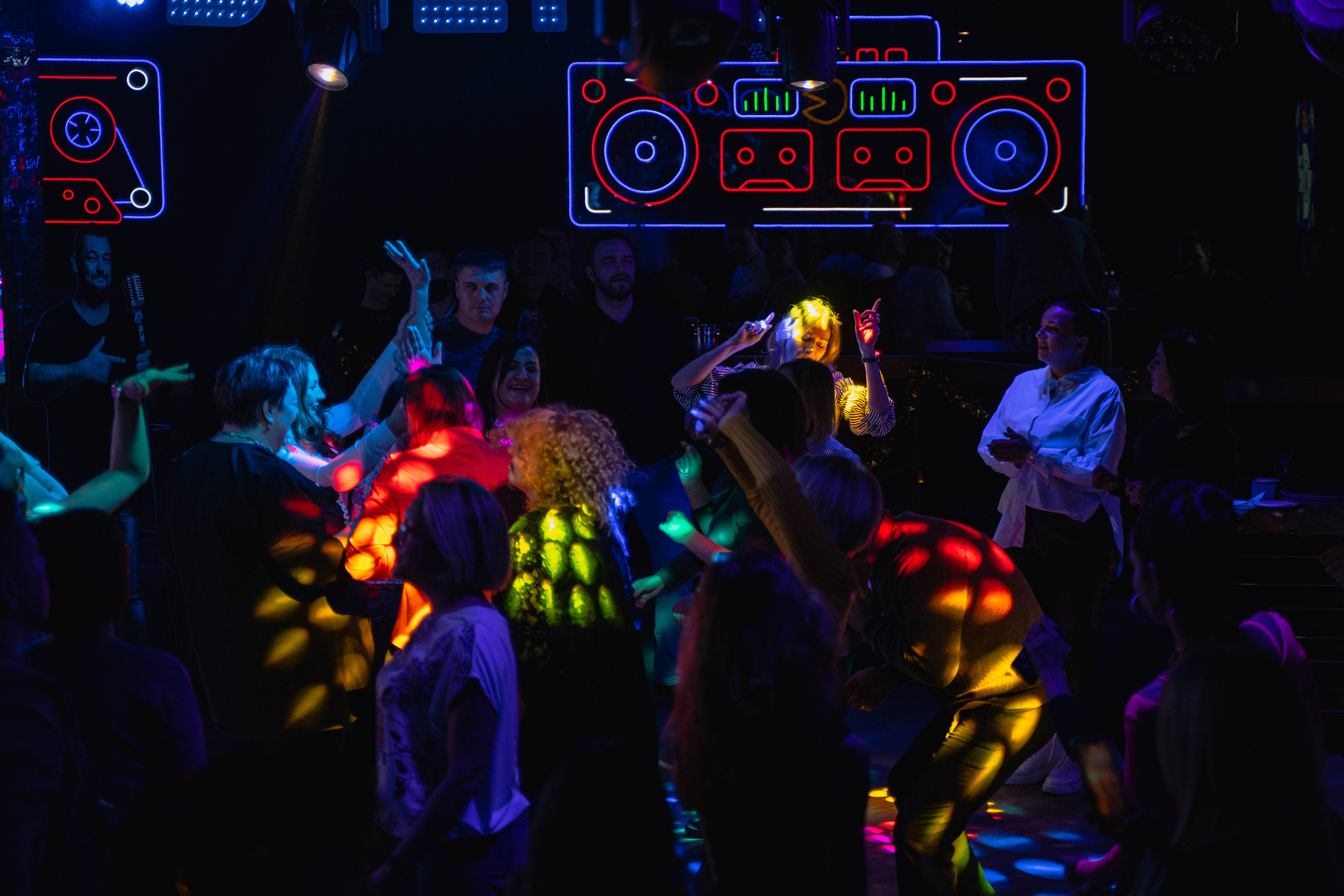 Репортаж. Бар Руки вверх. Детский и семейный фотограф в Москве Алёна Шестунова