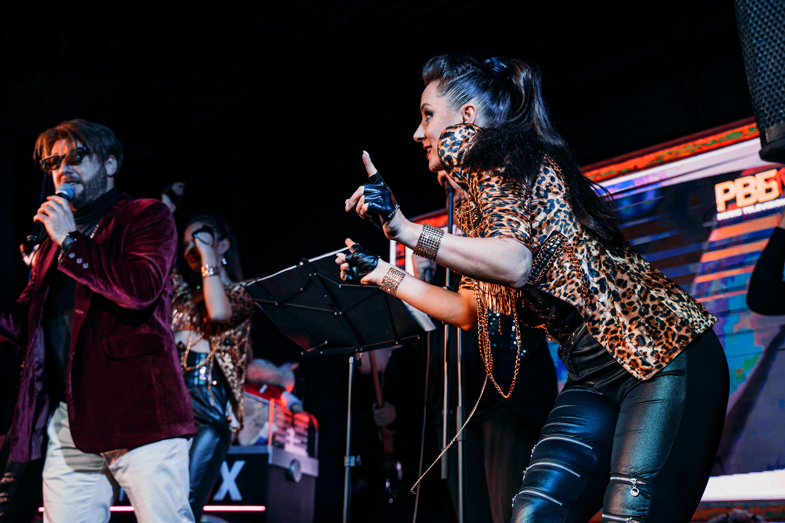 Репортаж. Бар Руки вверх. Детский и семейный фотограф в Москве Алёна Шестунова