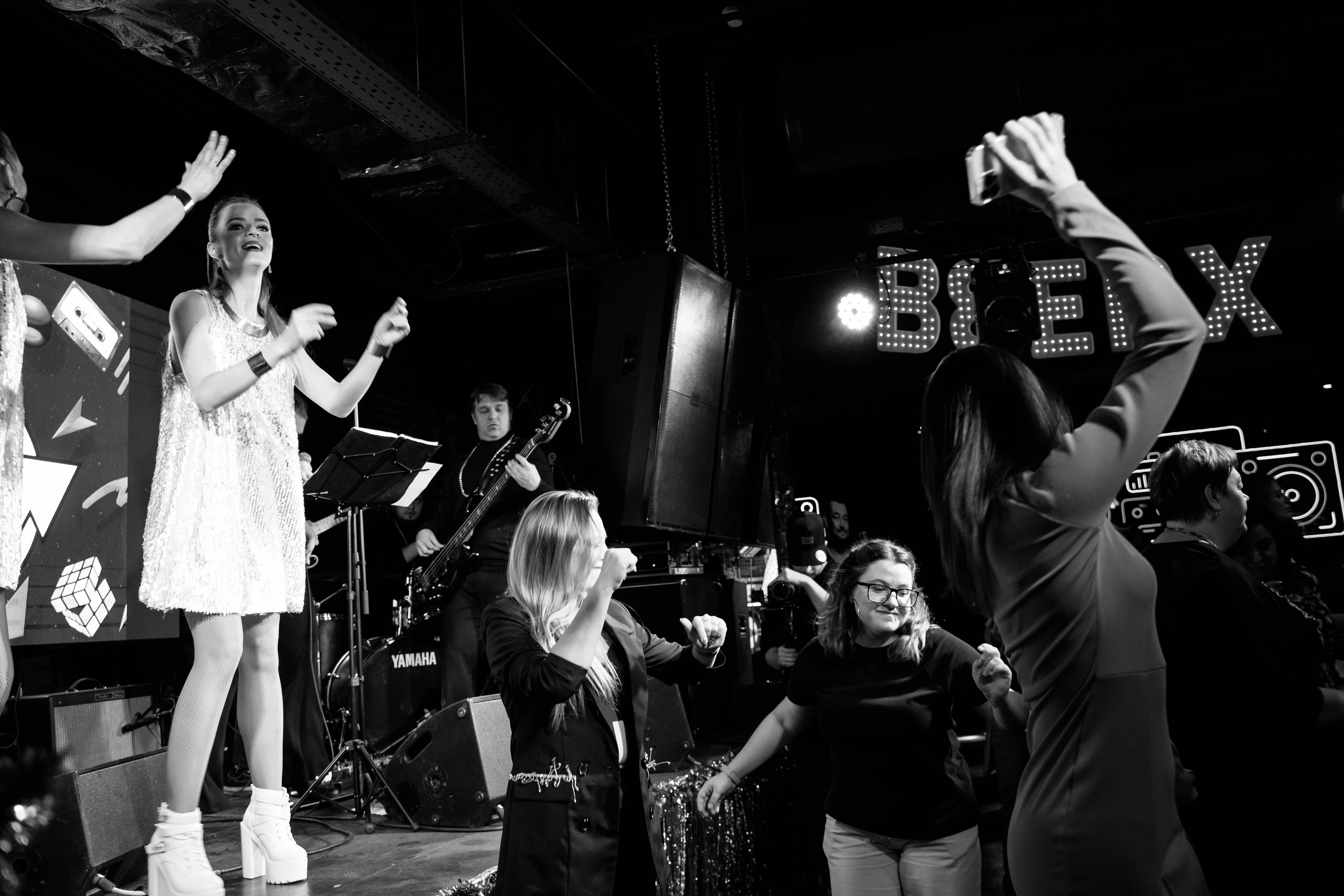 Репортаж. Бар Руки вверх. Детский и семейный фотограф в Москве Алёна Шестунова