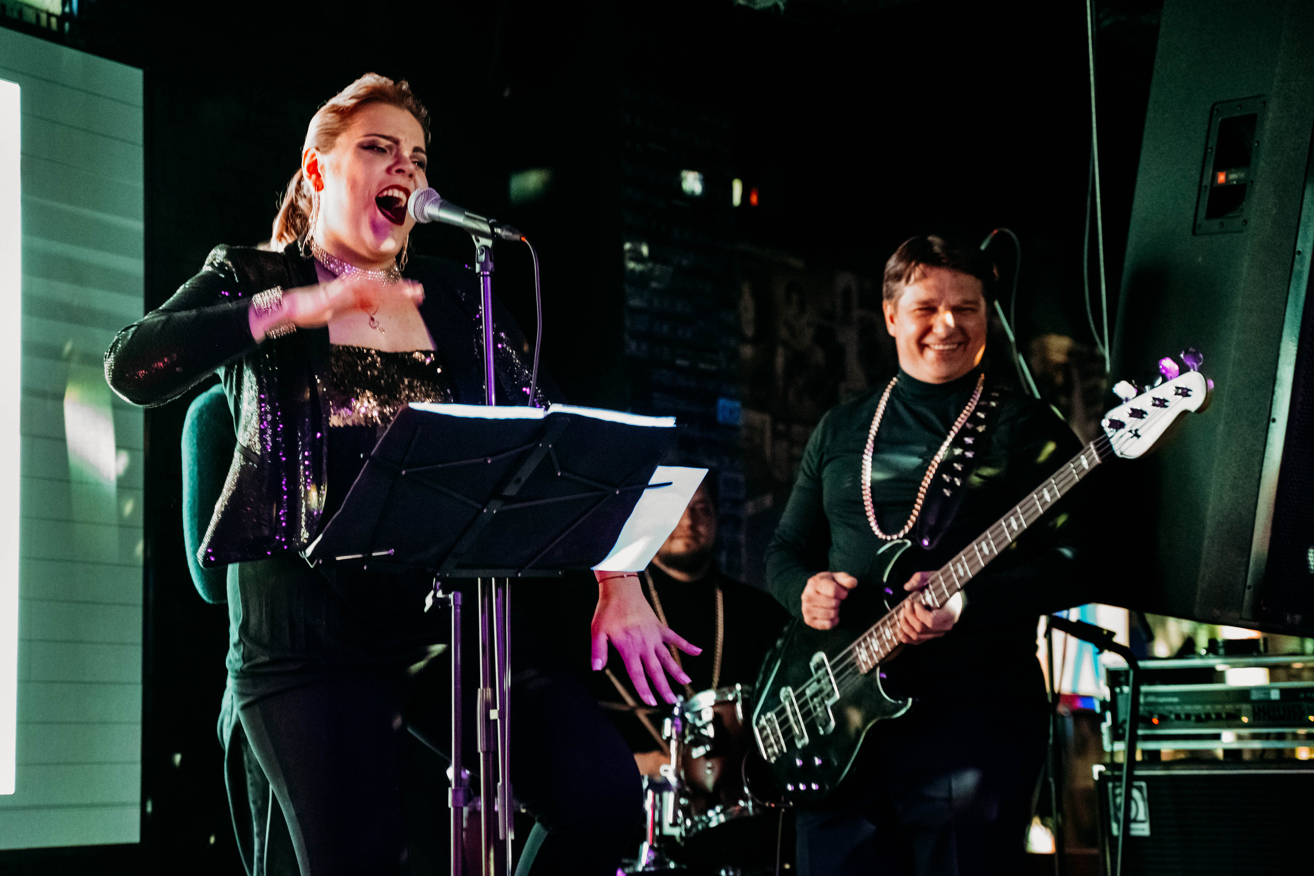 Репортаж. Бар Руки вверх. Детский и семейный фотограф в Москве Алёна Шестунова