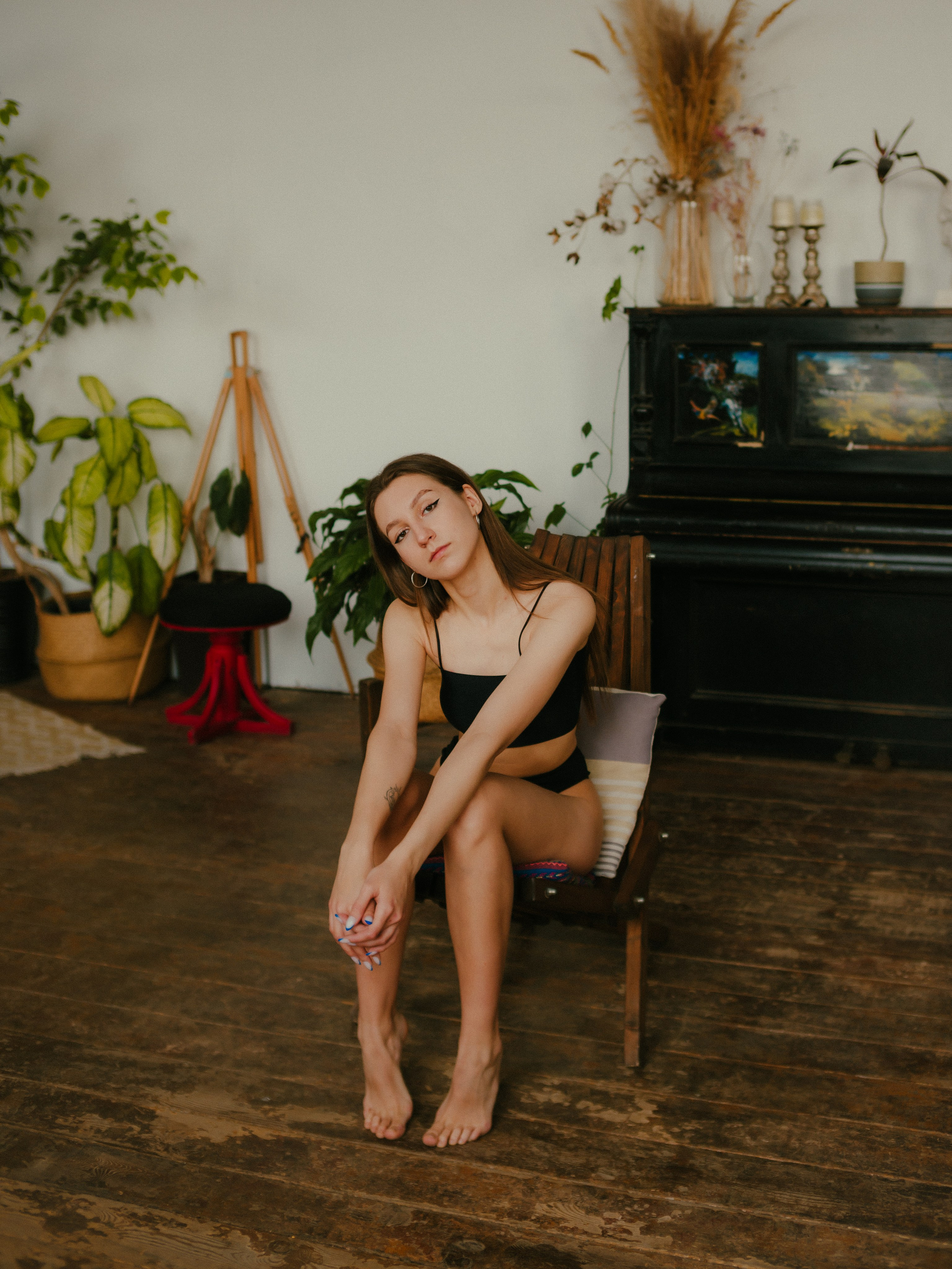 Эвелина в уютной студии. Главная