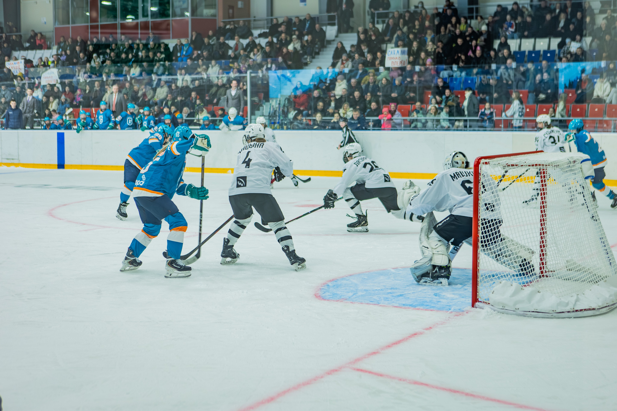 Матч «Сахалин"-"Белые Медведицы». Свадебный фотограф в Южно-Сахалинске Валерий Харченко