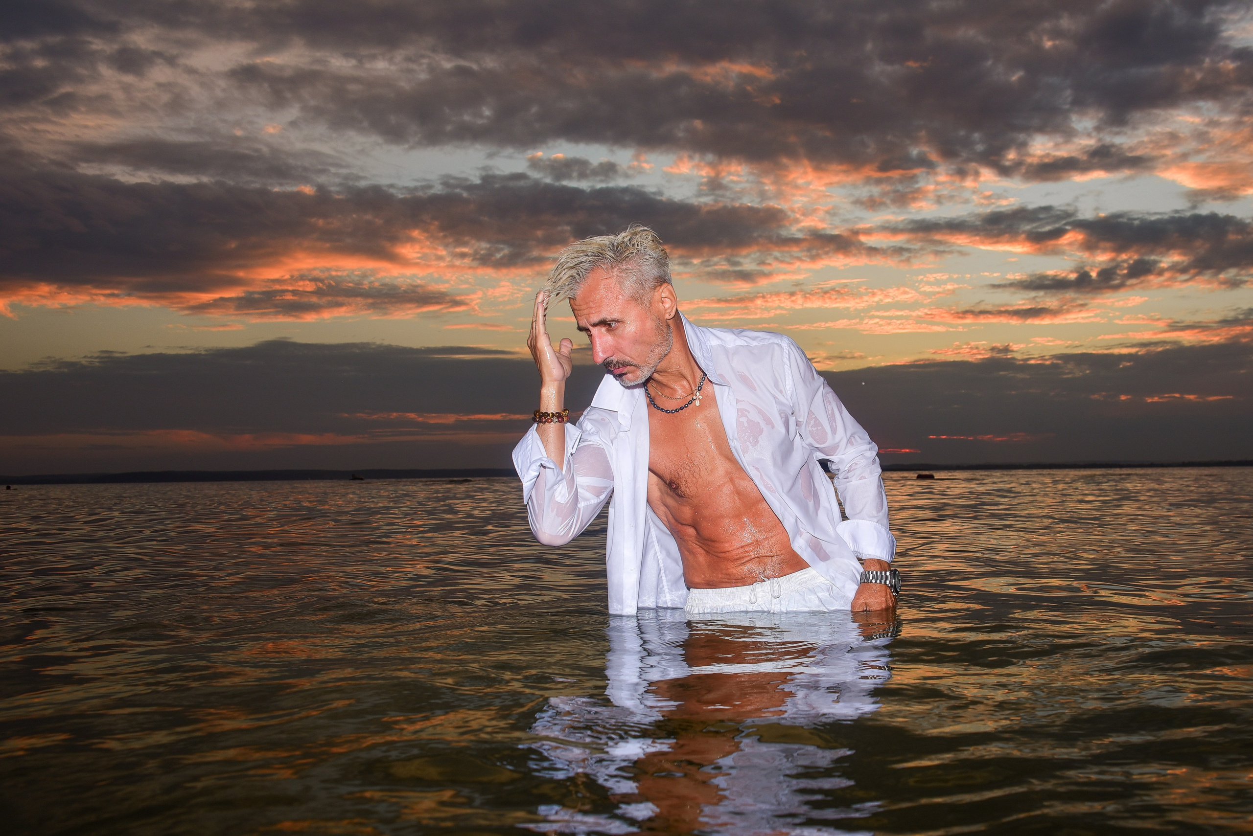 Летняя мужская фотосессия. Фотоуслуги, услуги фотографа, фотографирование важных событий