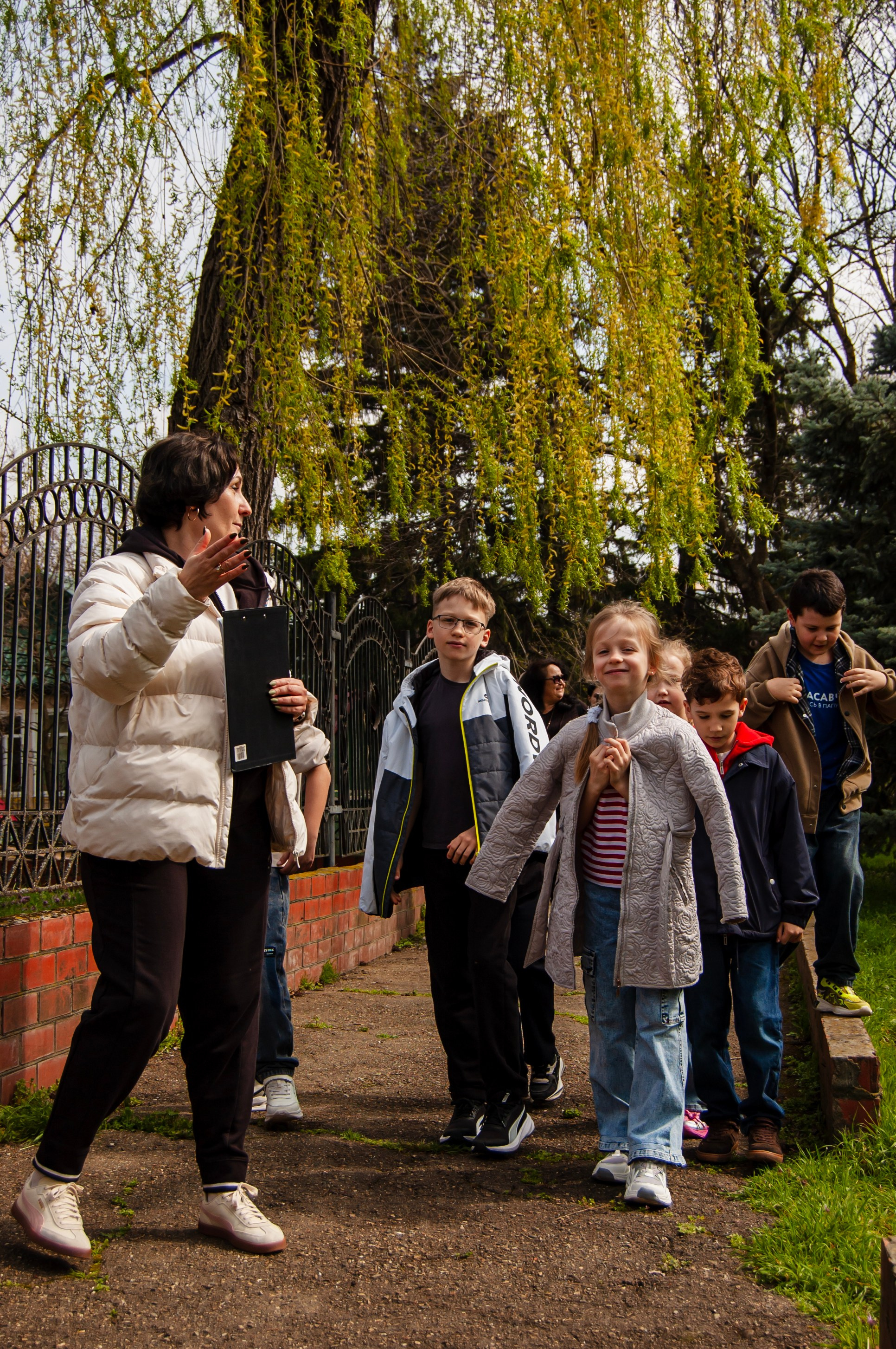 Репортажная съёмка 2 «В» класса СОШ № 11 в Краснодаре. Портретный фотограф в Краснодаре Слава Никитин