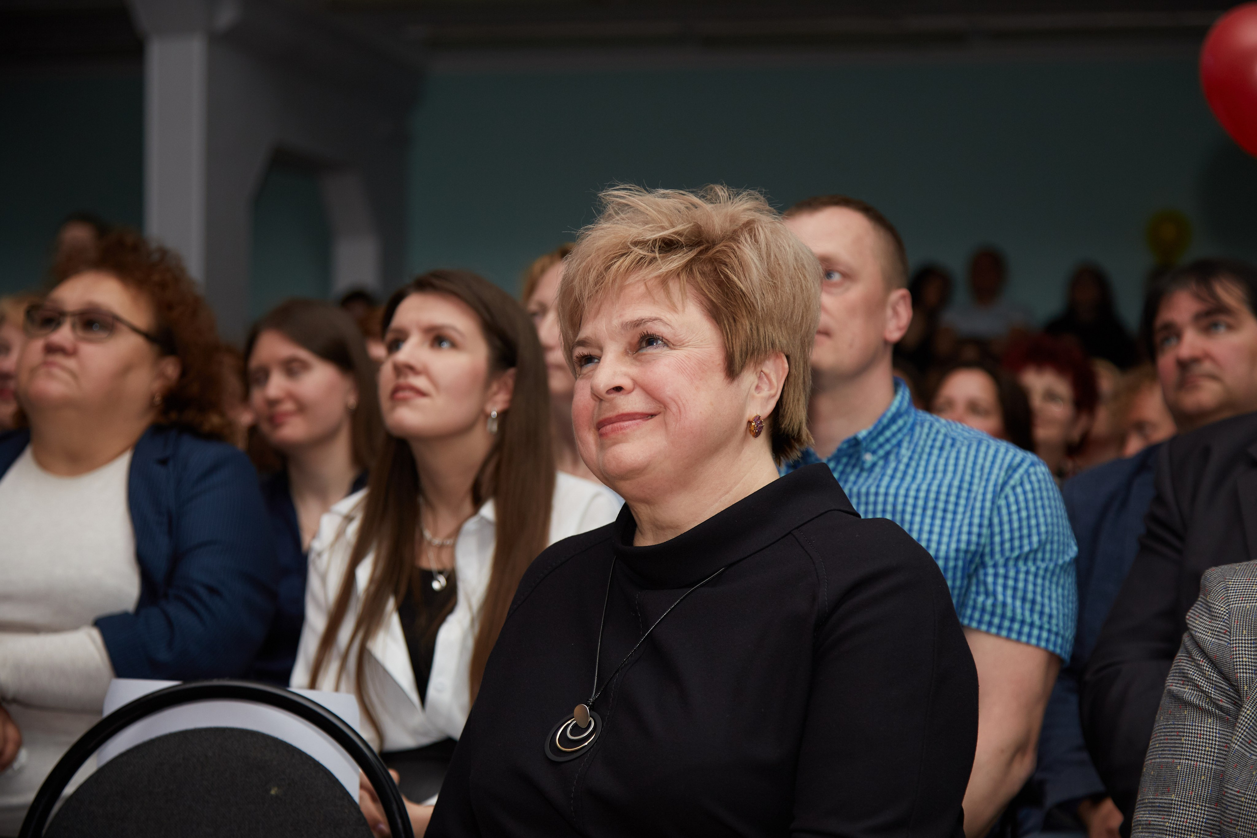 Последний звонок. Фотограф Савченко Люба. Москва