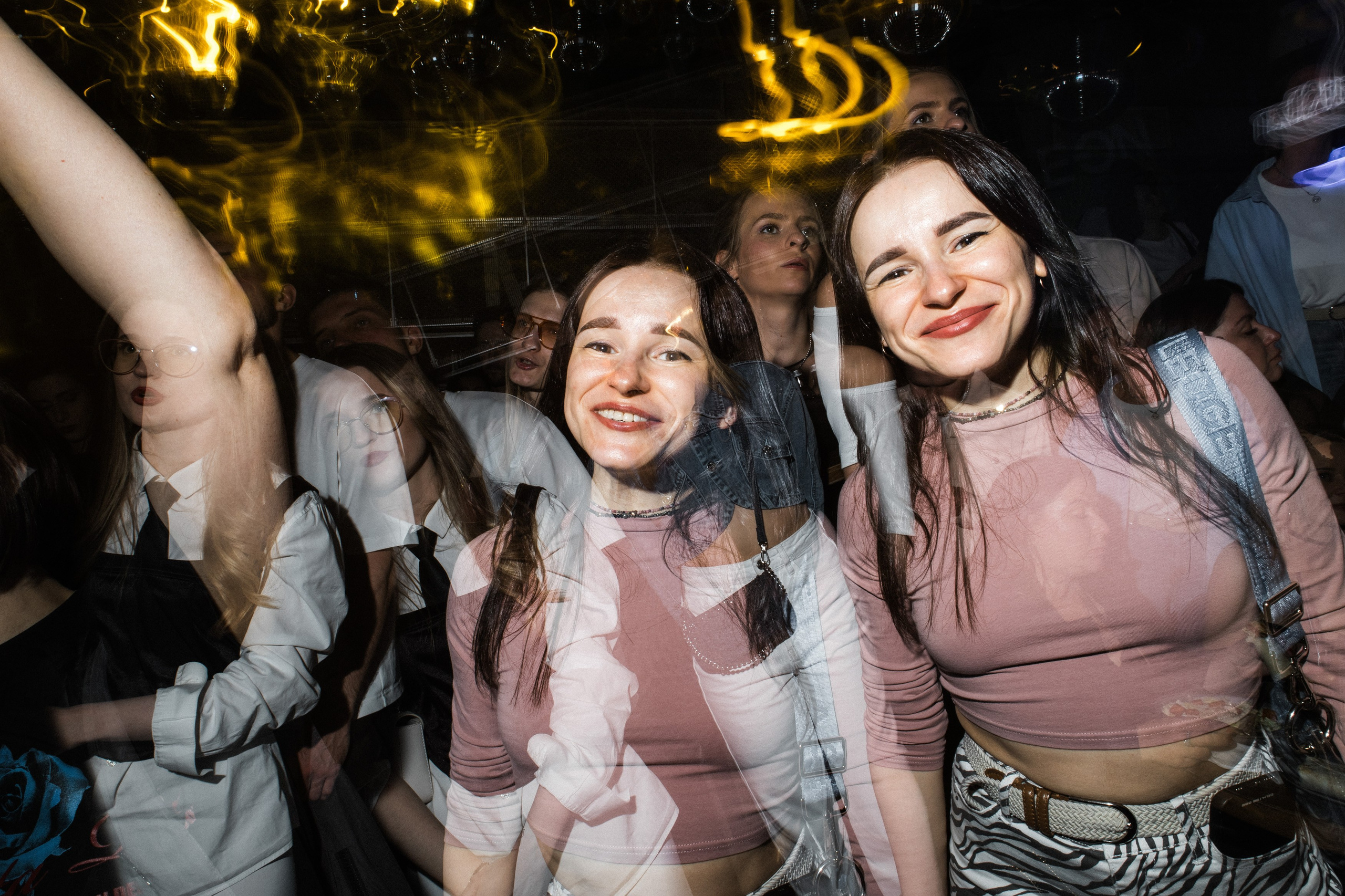 Квартирник в ТехникаБезОпасности. Свадебный фотограф Георгий Батурин