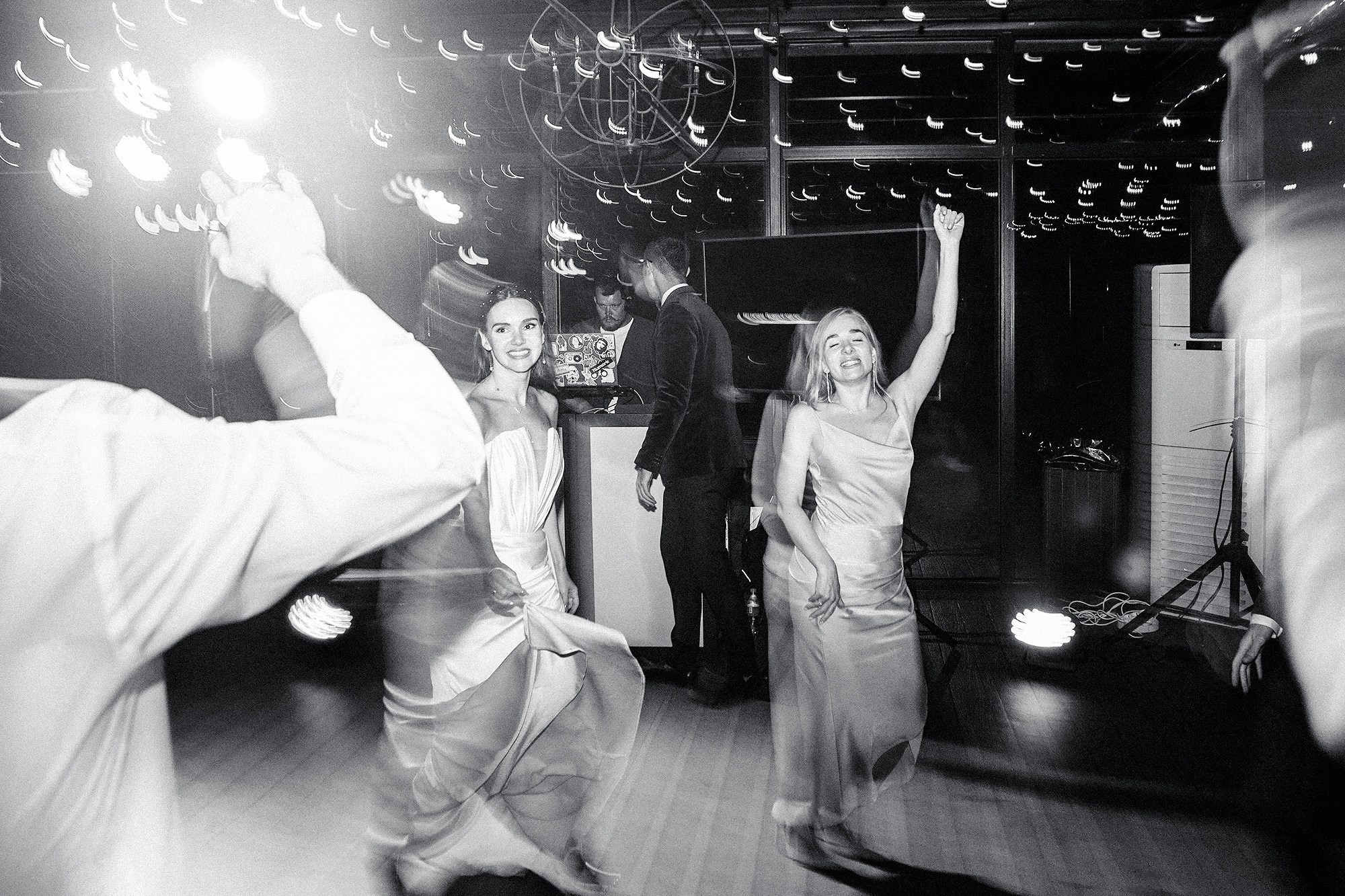 Наташа и Никита 16.09.23. Свадебный фотограф Владивосток Алина Гевондова