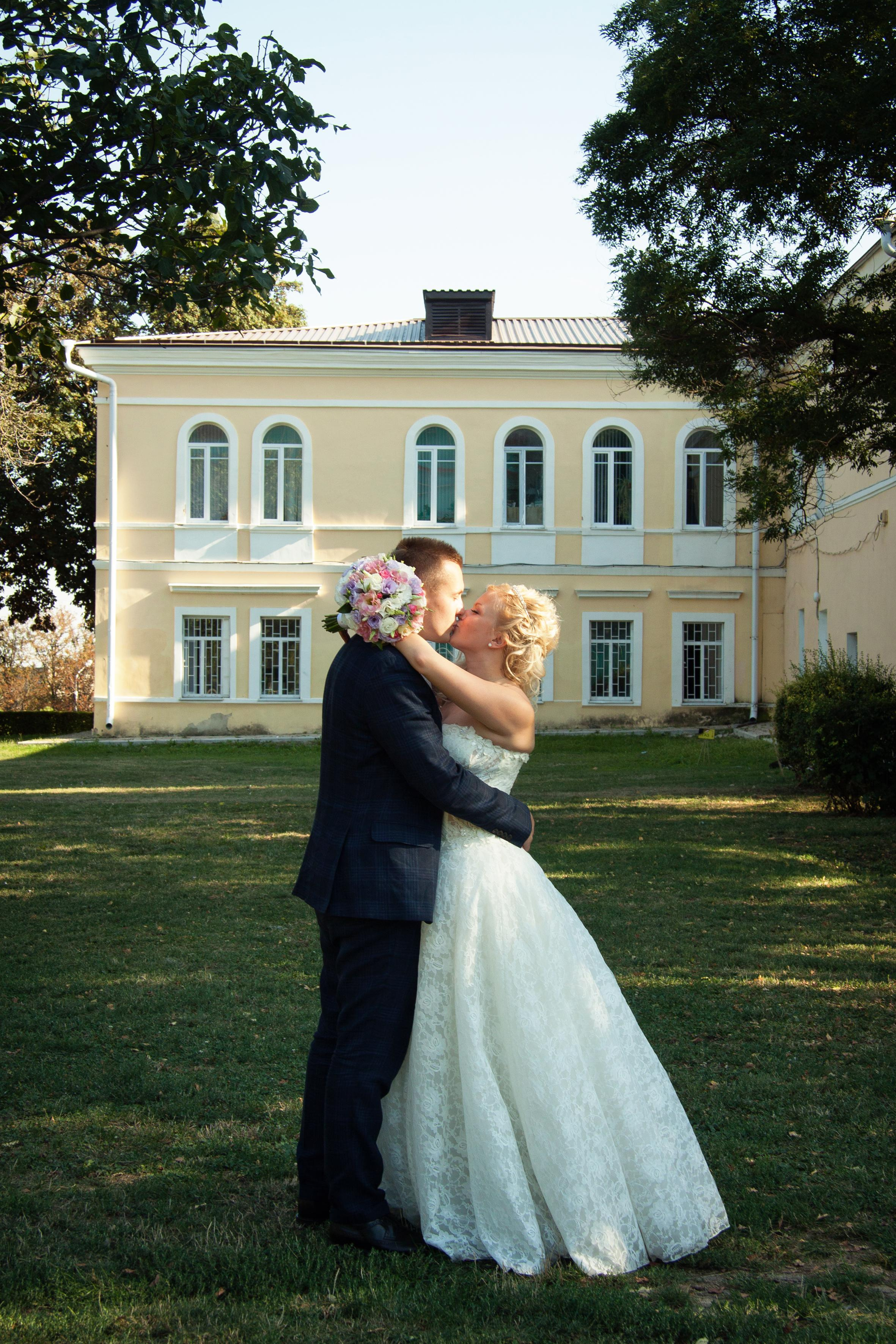 Свадебная прогулка. Женский фотограф в Ставрополе Илана Украинская