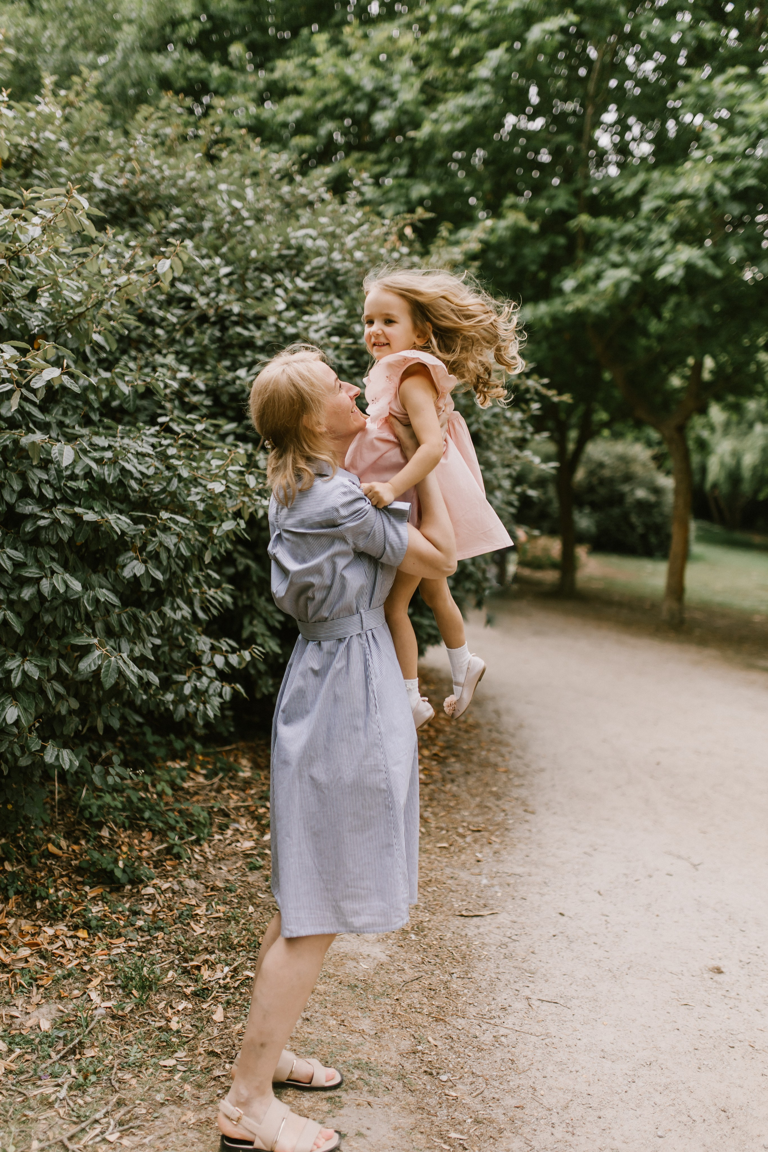 Juli. Wedding and family photographer OLGA KILVEIN