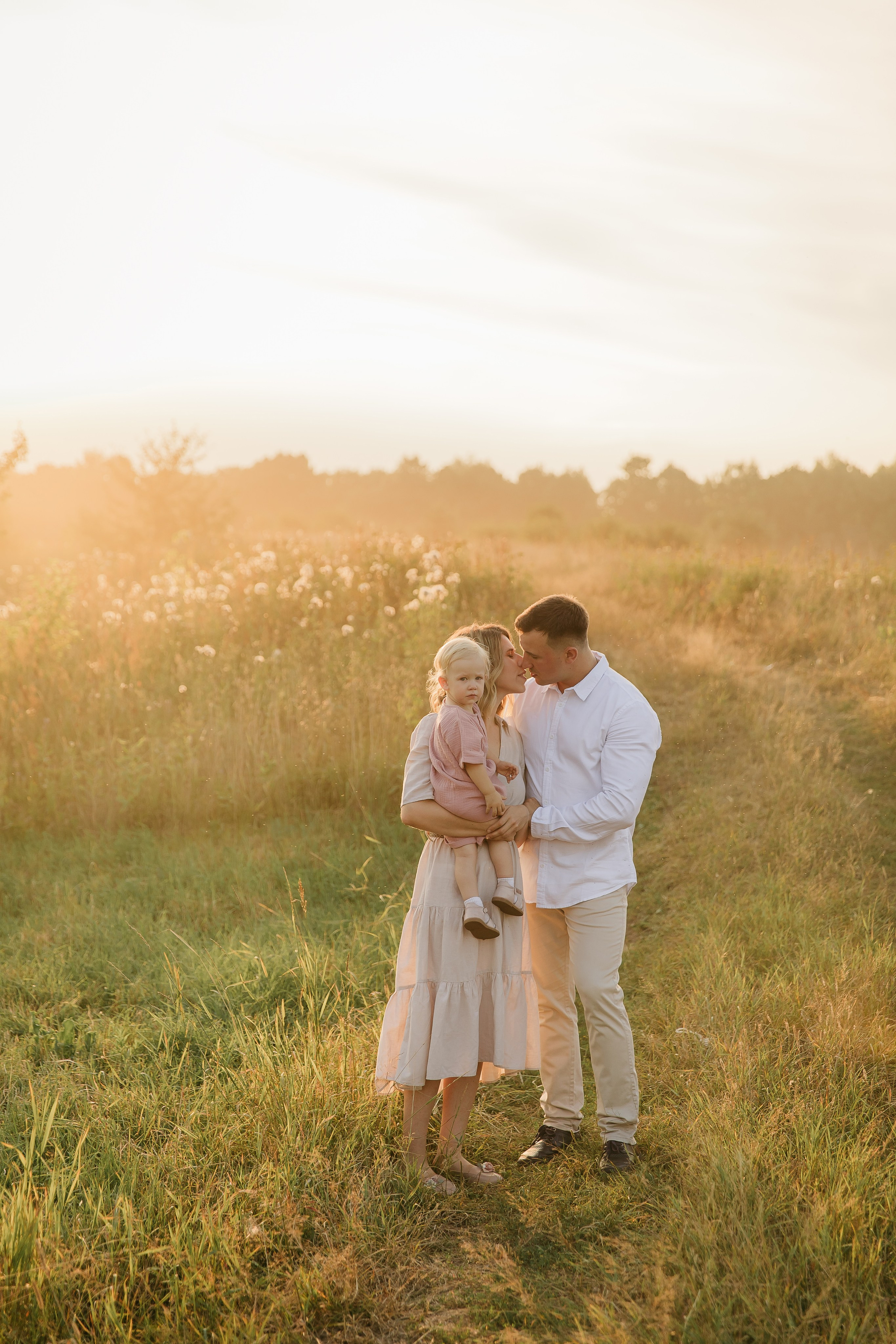 Юлия, Дмитрий и Варя. Свадебный и семейный фотограф Александра Кос