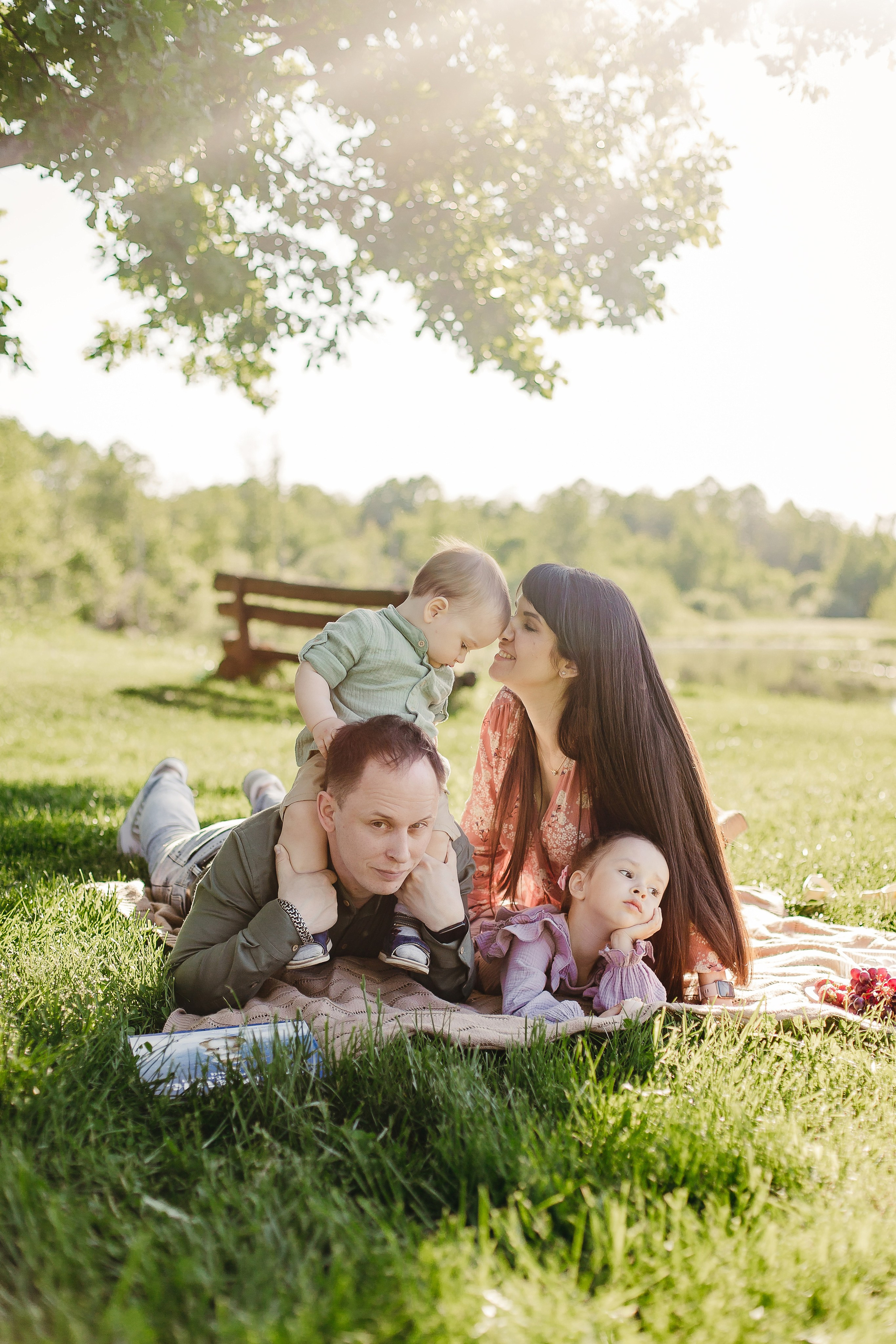 Екатерина, Алексей, Соня и Егор. Свадебный и семейный фотограф Александра Кос
