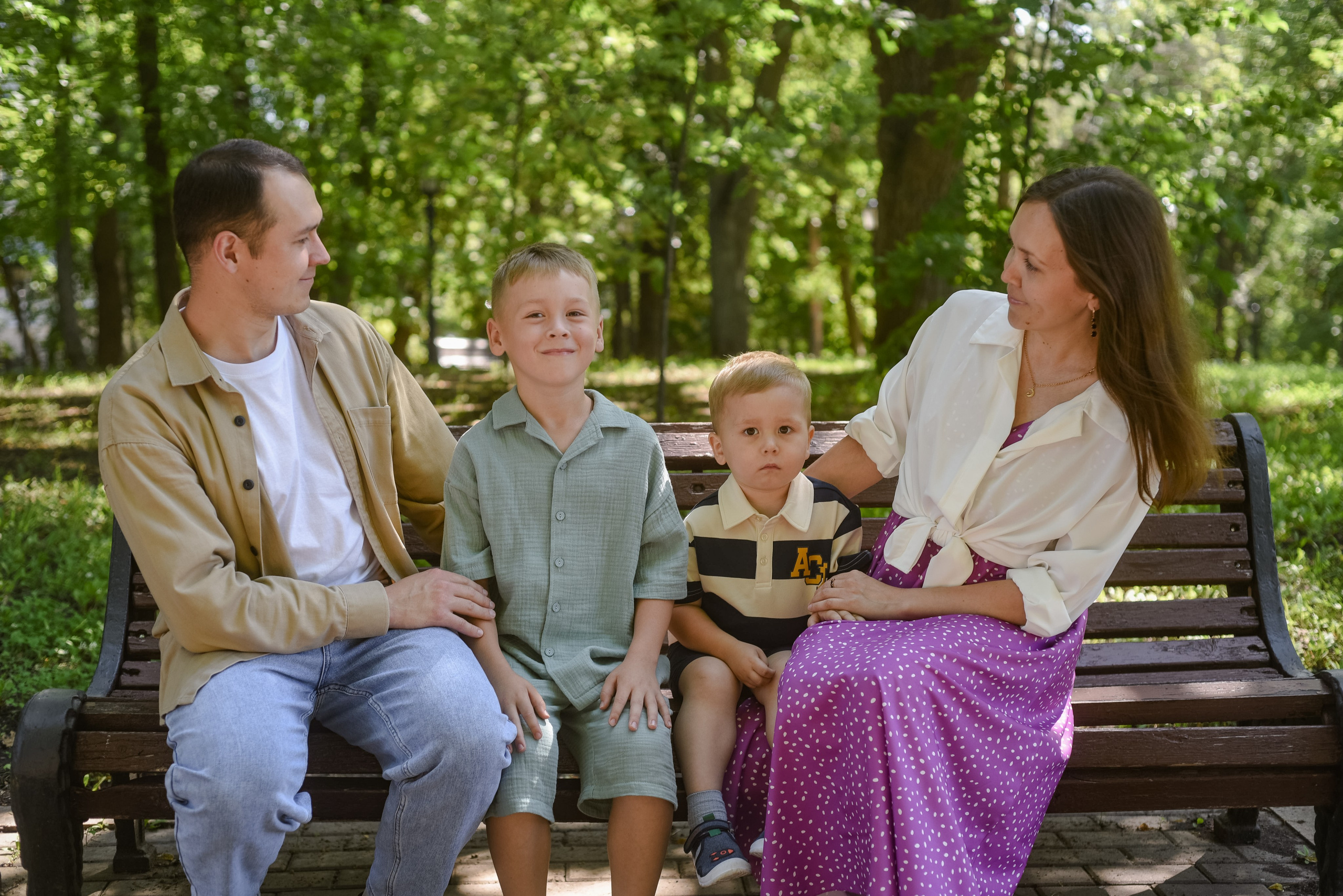 Семейная съемка в парке. Семейный и свадебный фотограф в г. Уфа Динара